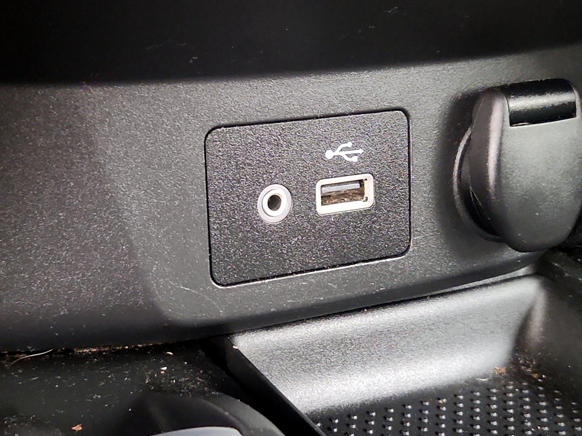 Thumbnail: 2020 Nissan Rogue - 18