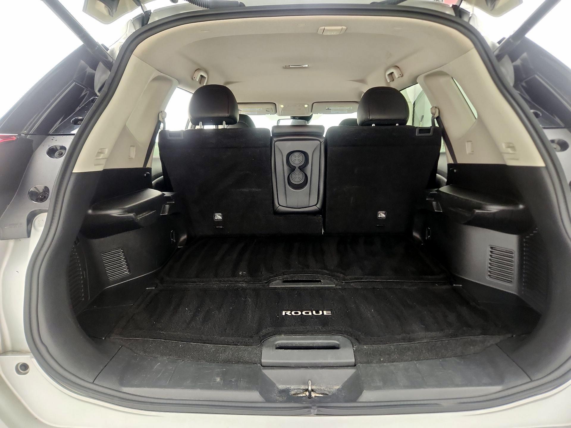 Thumbnail: 2020 Nissan Rogue - 20