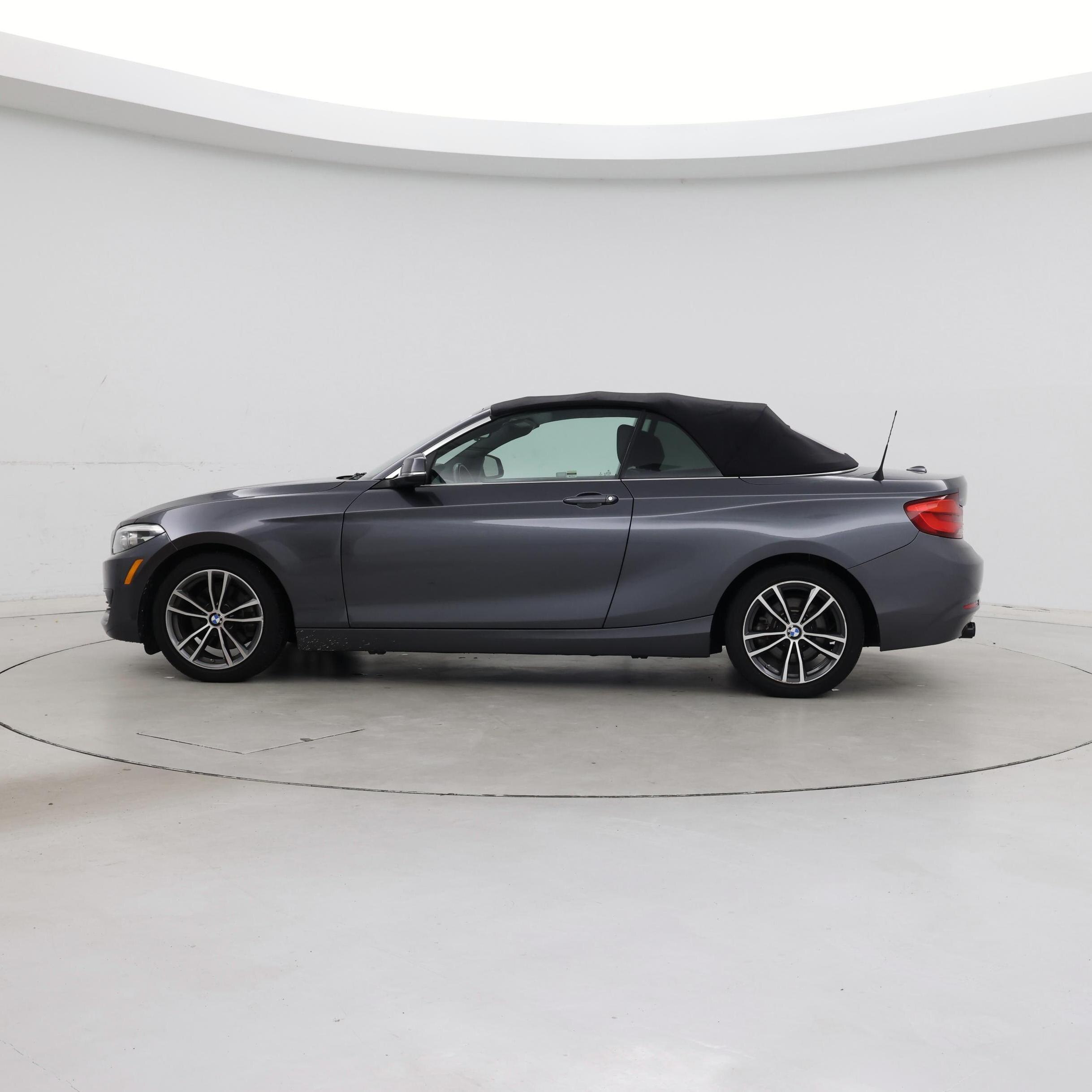 Thumbnail: 2018 BMW 2 Series - 3