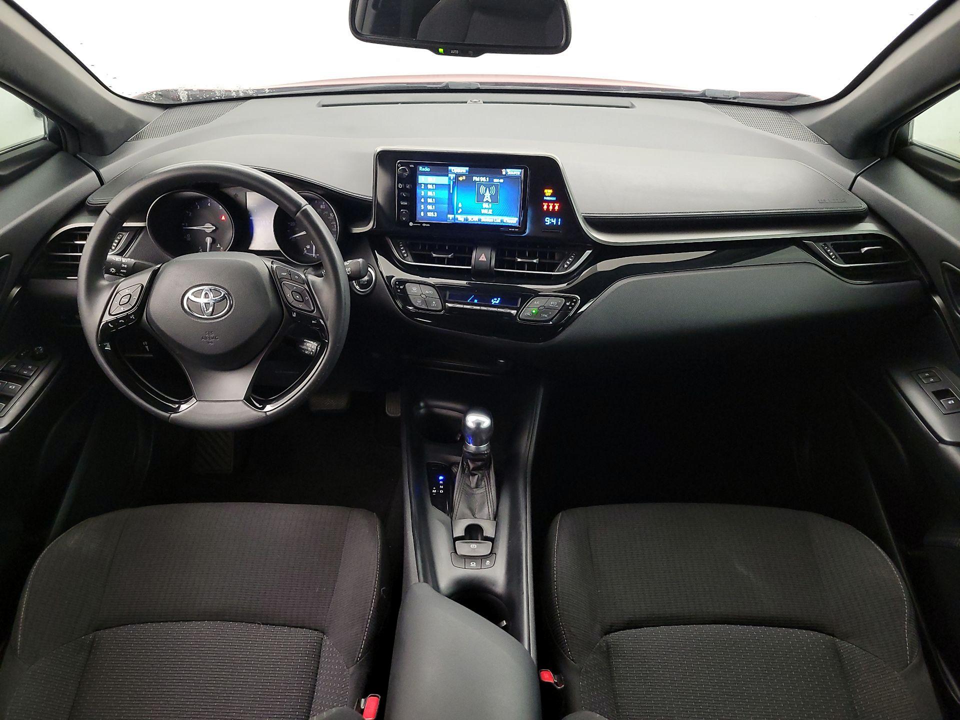 Thumbnail: 2018 Toyota C-HR - 9