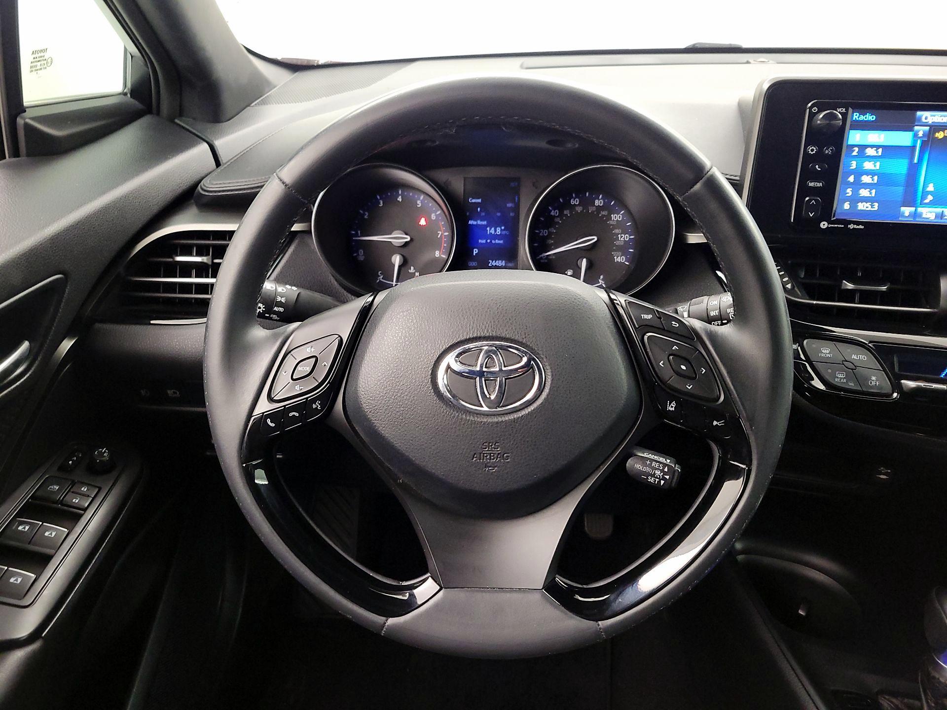Thumbnail: 2018 Toyota C-HR - 10