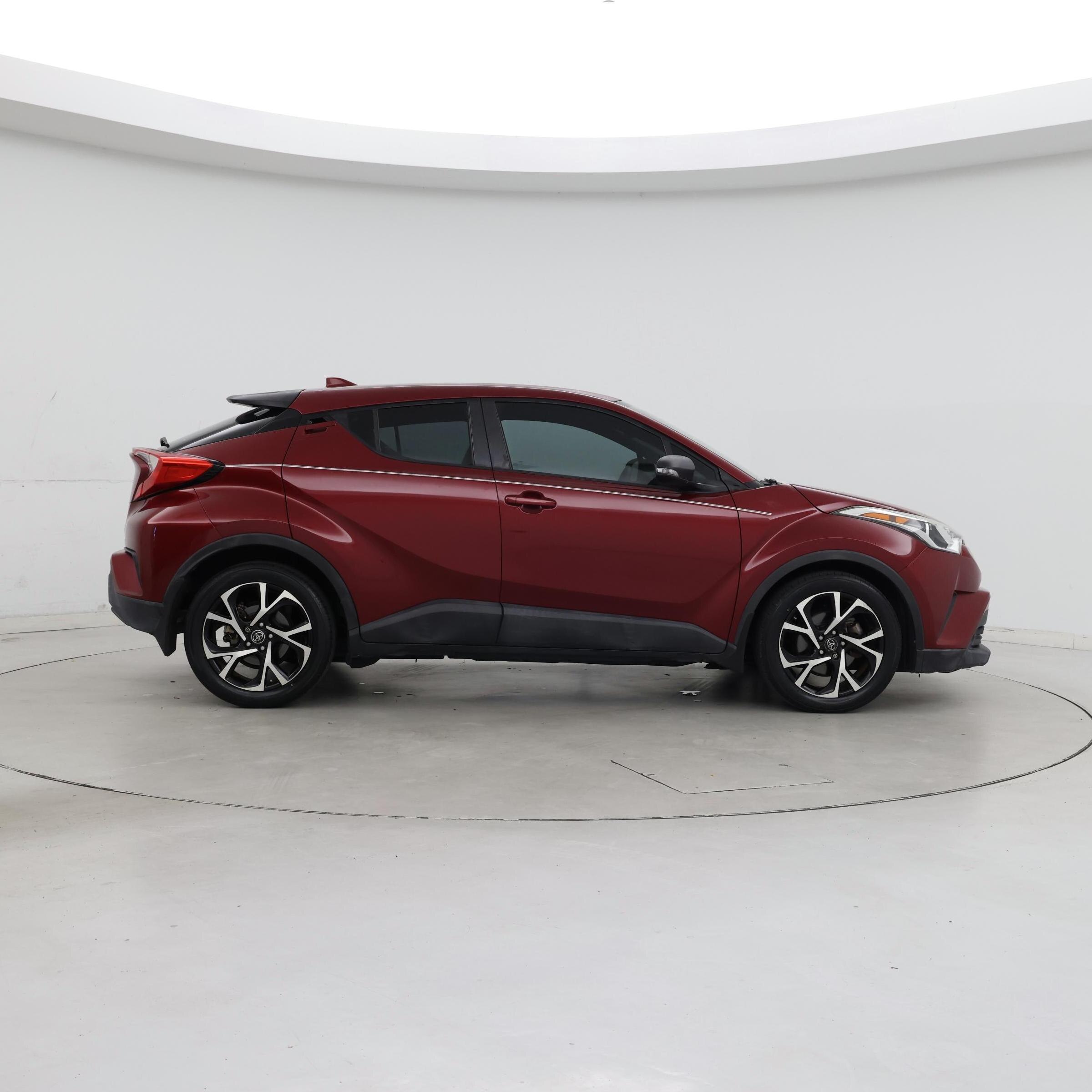Thumbnail: 2018 Toyota C-HR - 7