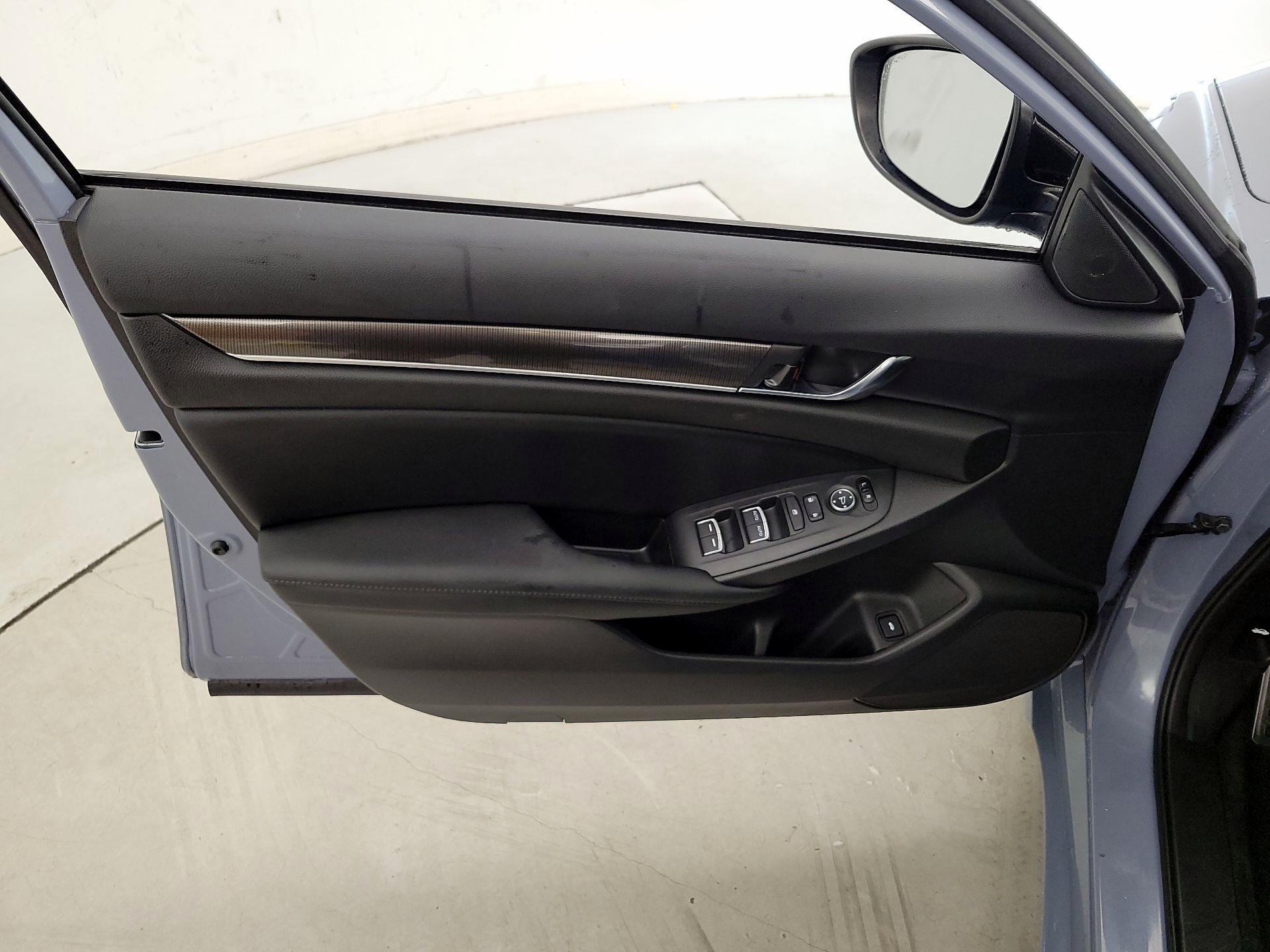 Thumbnail: 2022 Honda Accord - 12