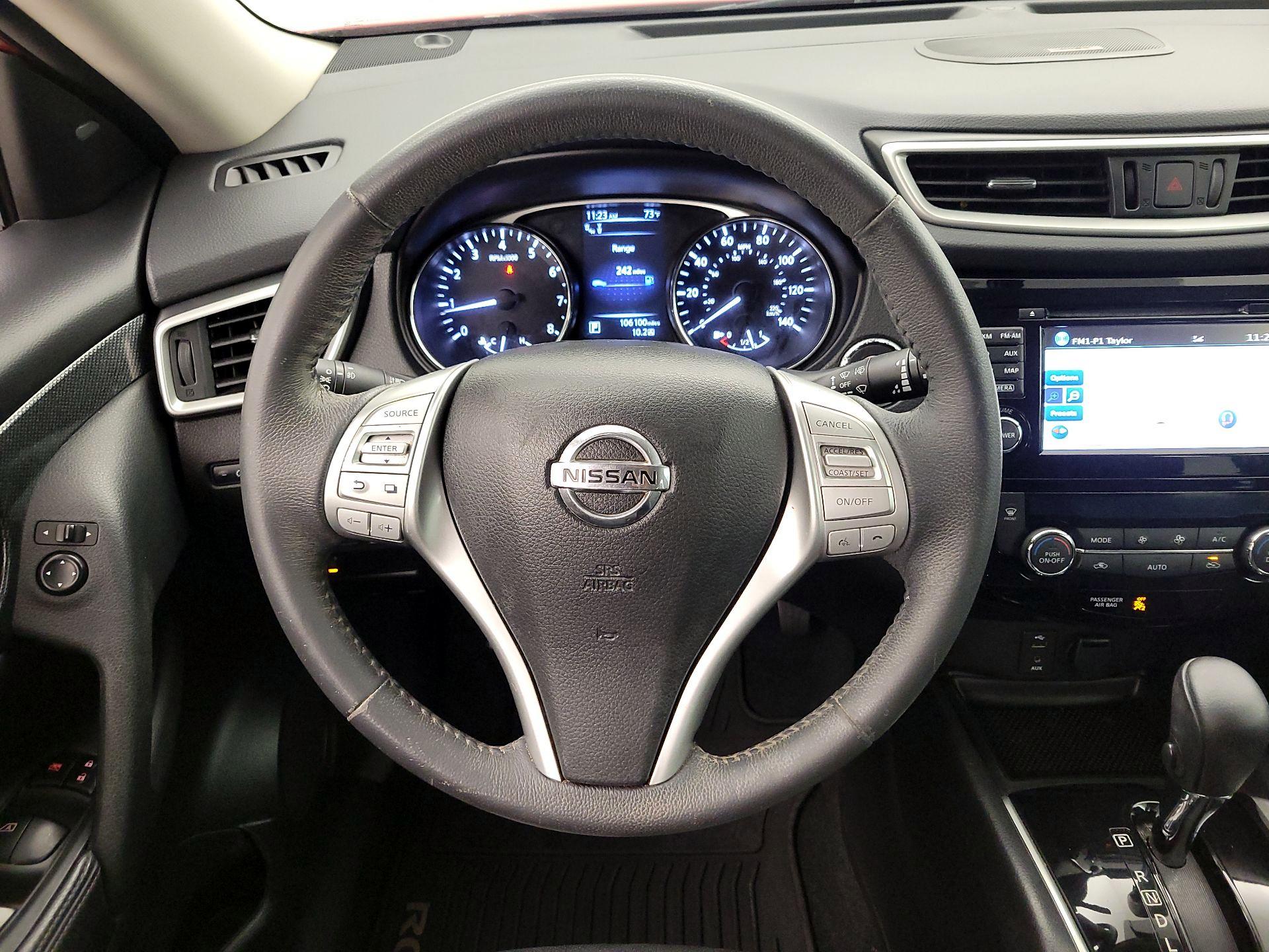 Thumbnail: 2016 Nissan Rogue - 10
