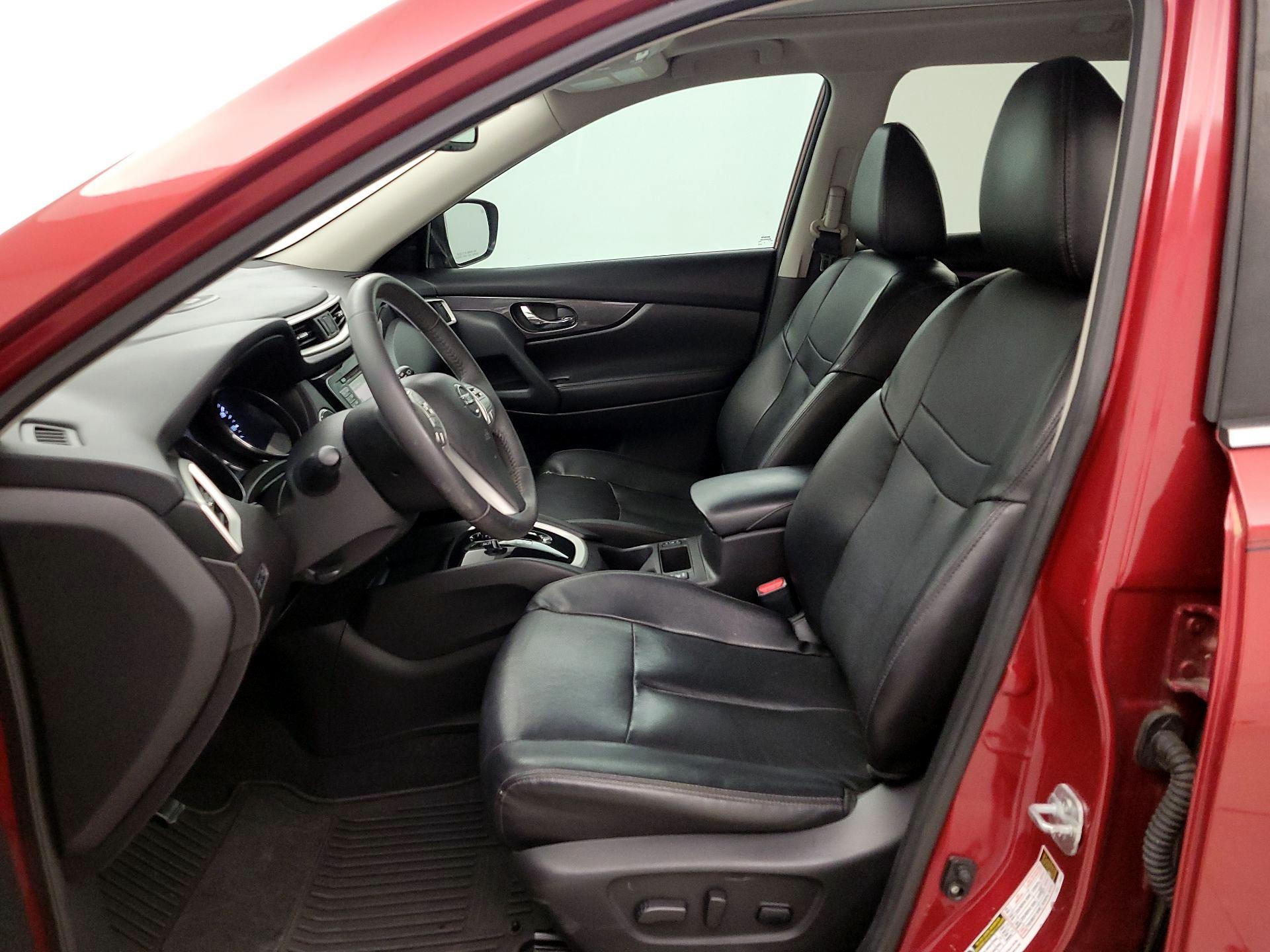 Thumbnail: 2016 Nissan Rogue - 11