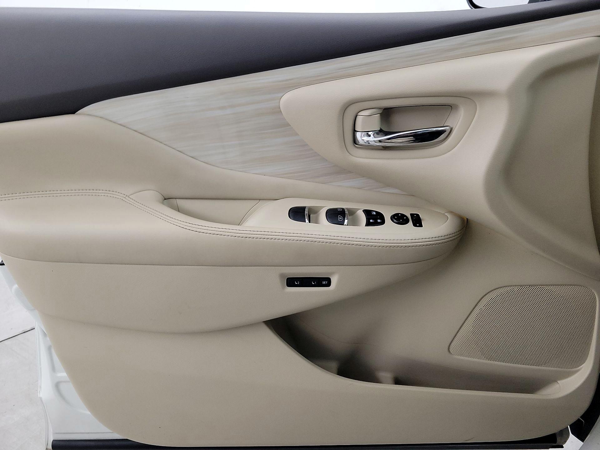 Thumbnail: 2015 Nissan Murano - 12