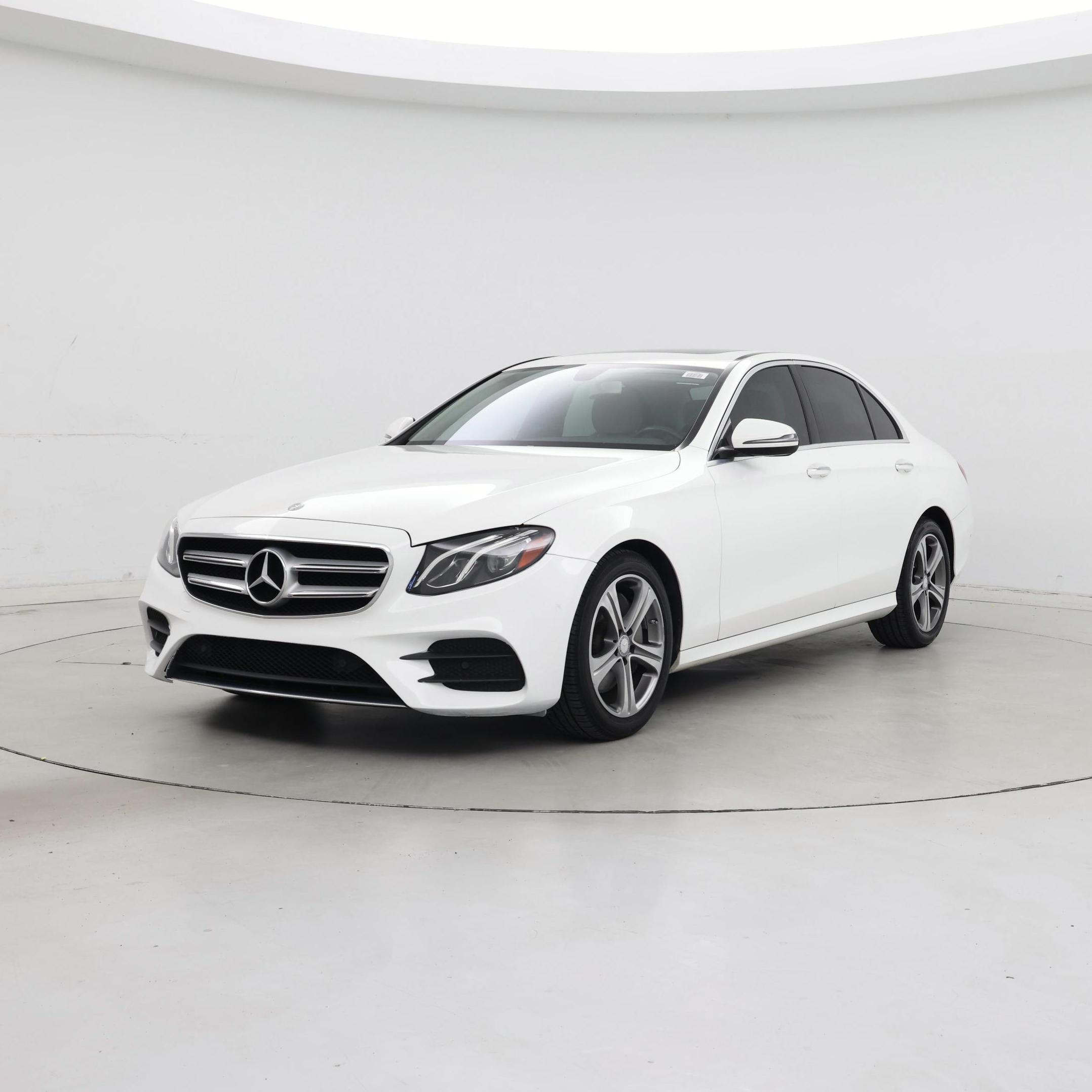 Thumbnail: 2017 Mercedes-Benz E-Class - 4