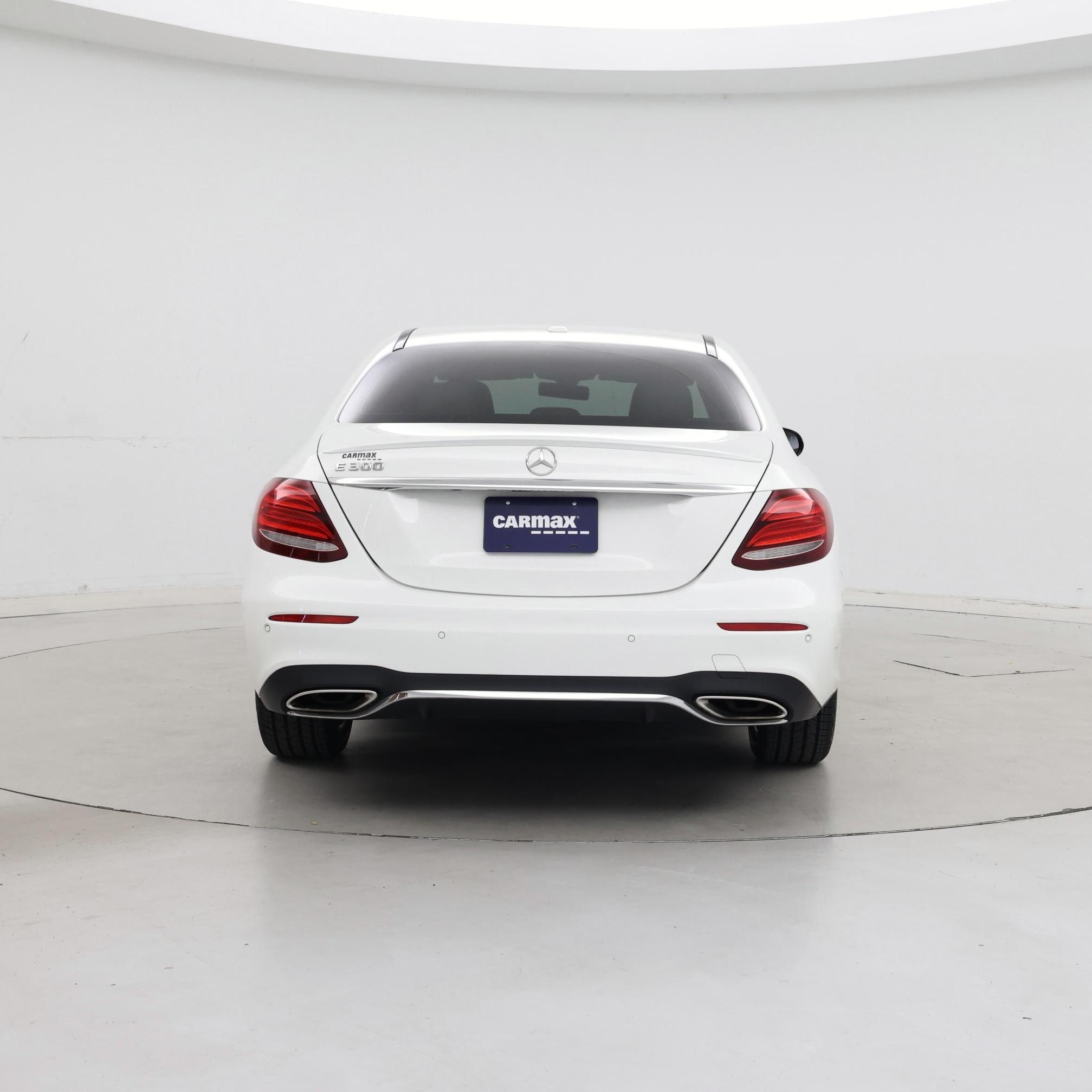 Thumbnail: 2017 Mercedes-Benz E-Class - 6