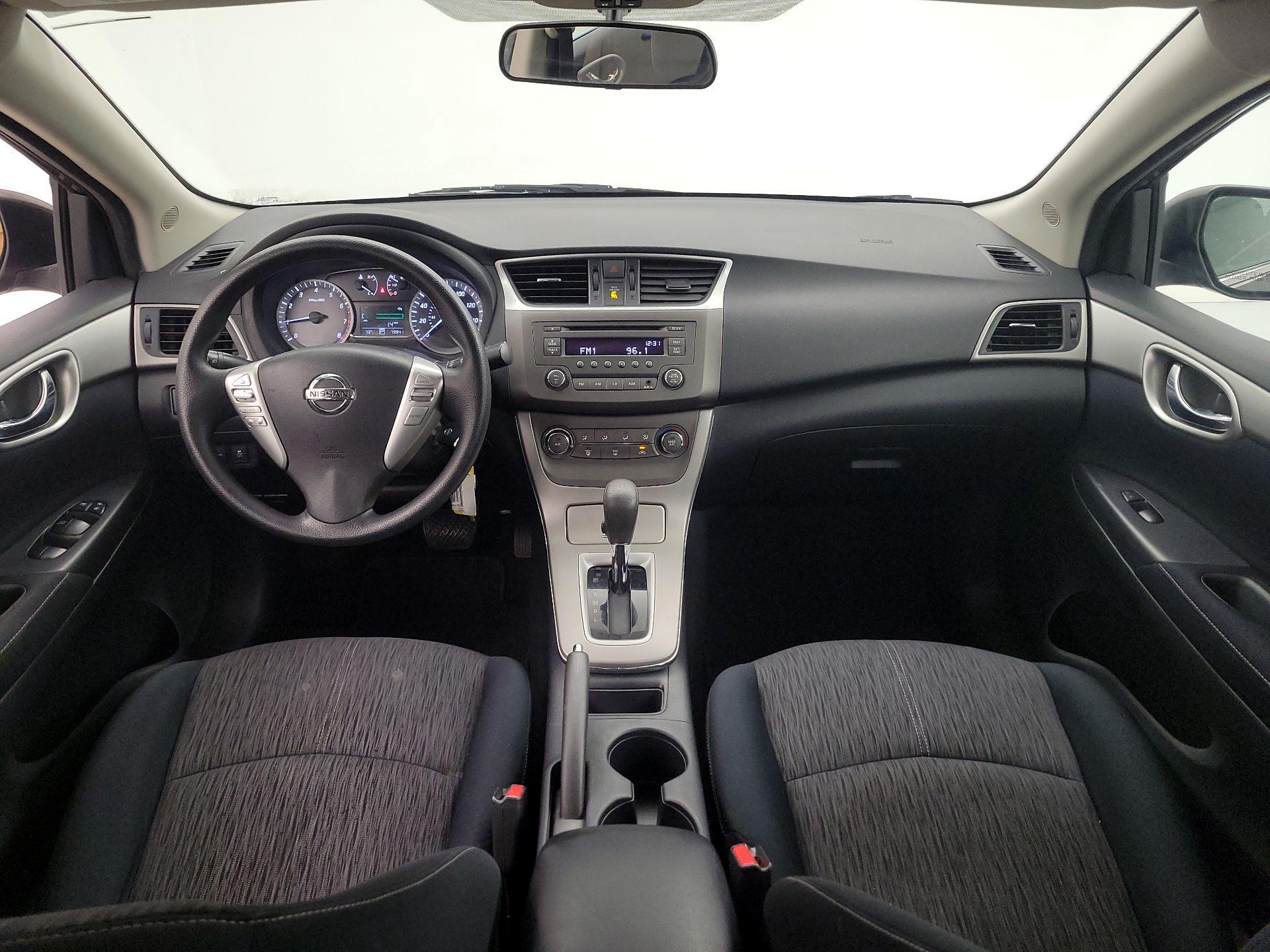 Thumbnail: 2014 Nissan Sentra - 9