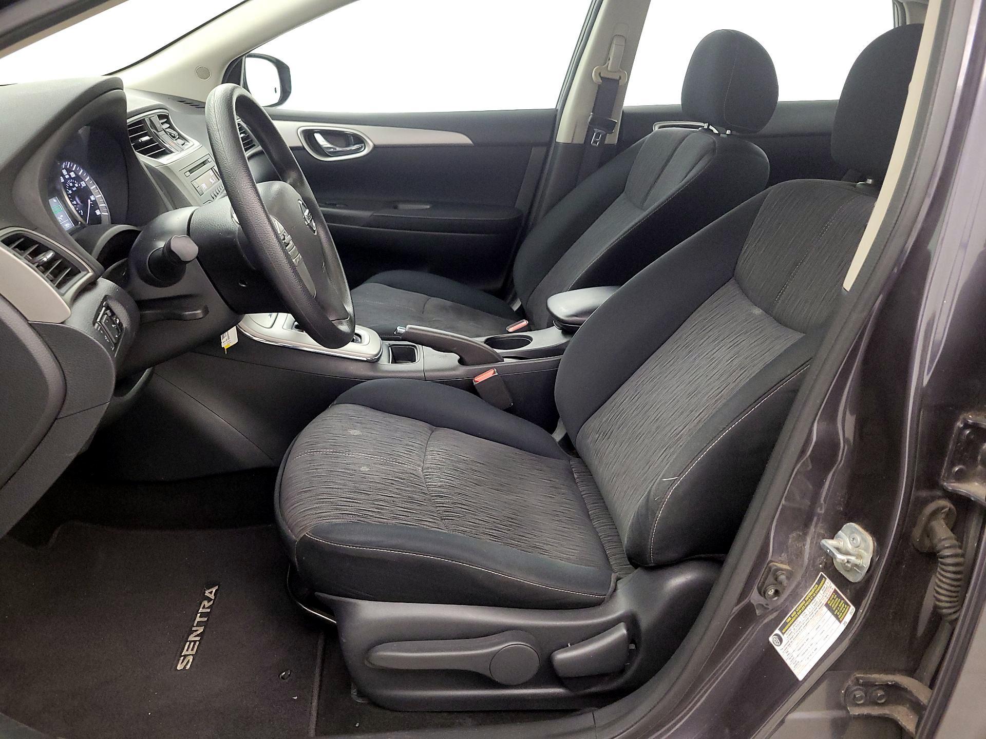 Thumbnail: 2014 Nissan Sentra - 11