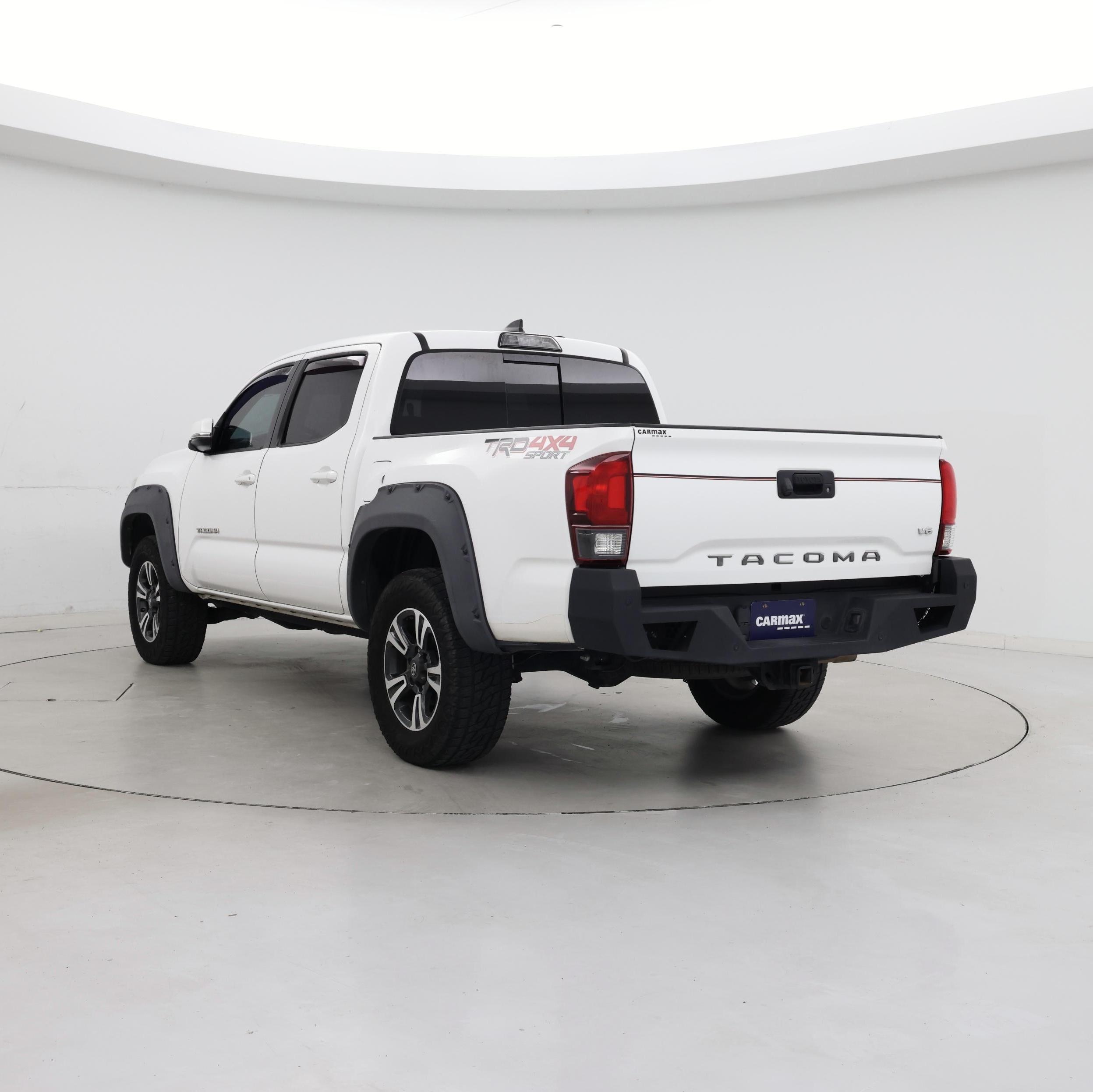 Thumbnail: 2019 Toyota Tacoma - 2