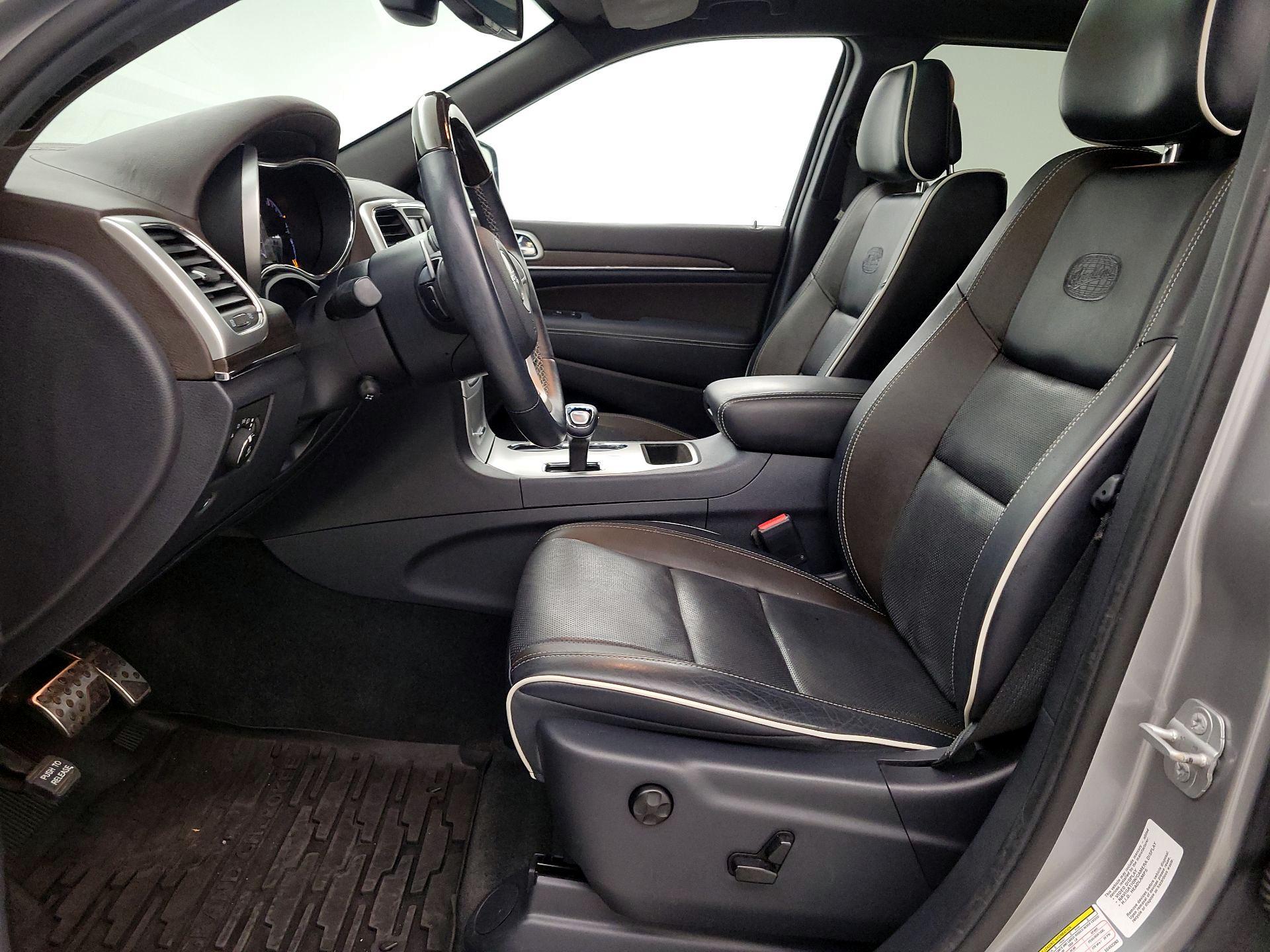 Thumbnail: 2014 Jeep Grand Cherokee - 11