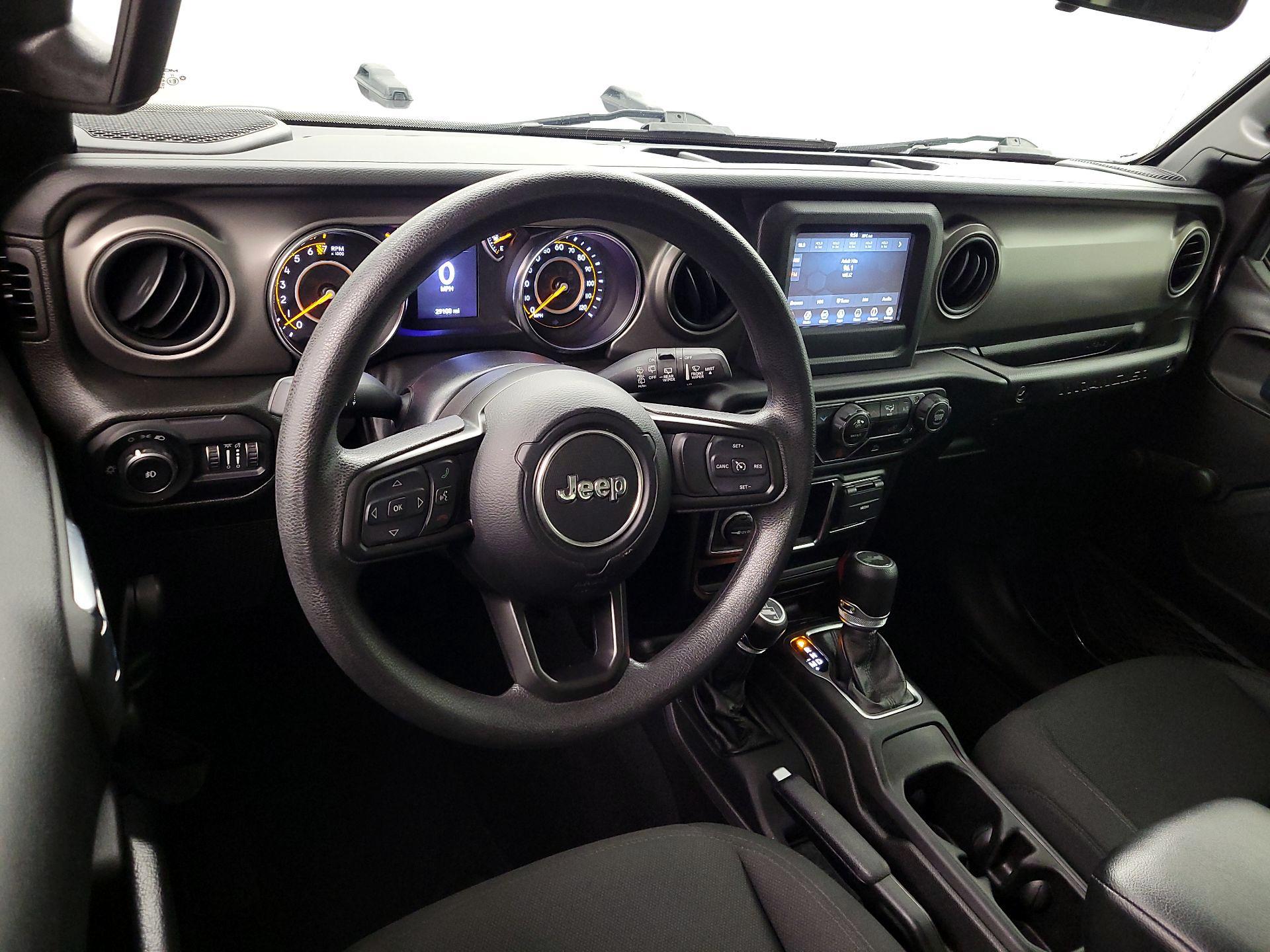 Thumbnail: 2022 Jeep Wrangler - 9