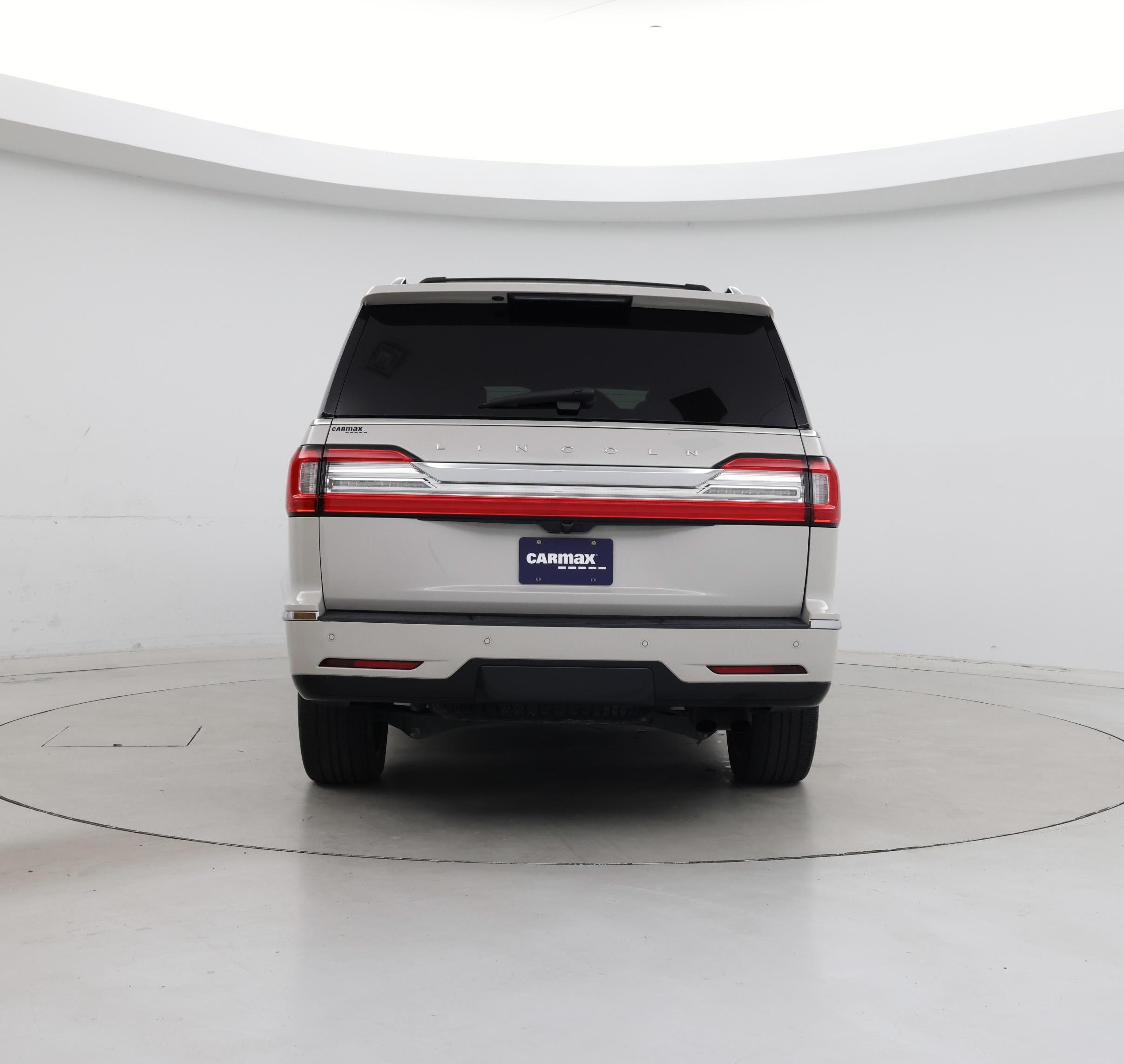 Thumbnail: 2021 Lincoln Navigator - 6