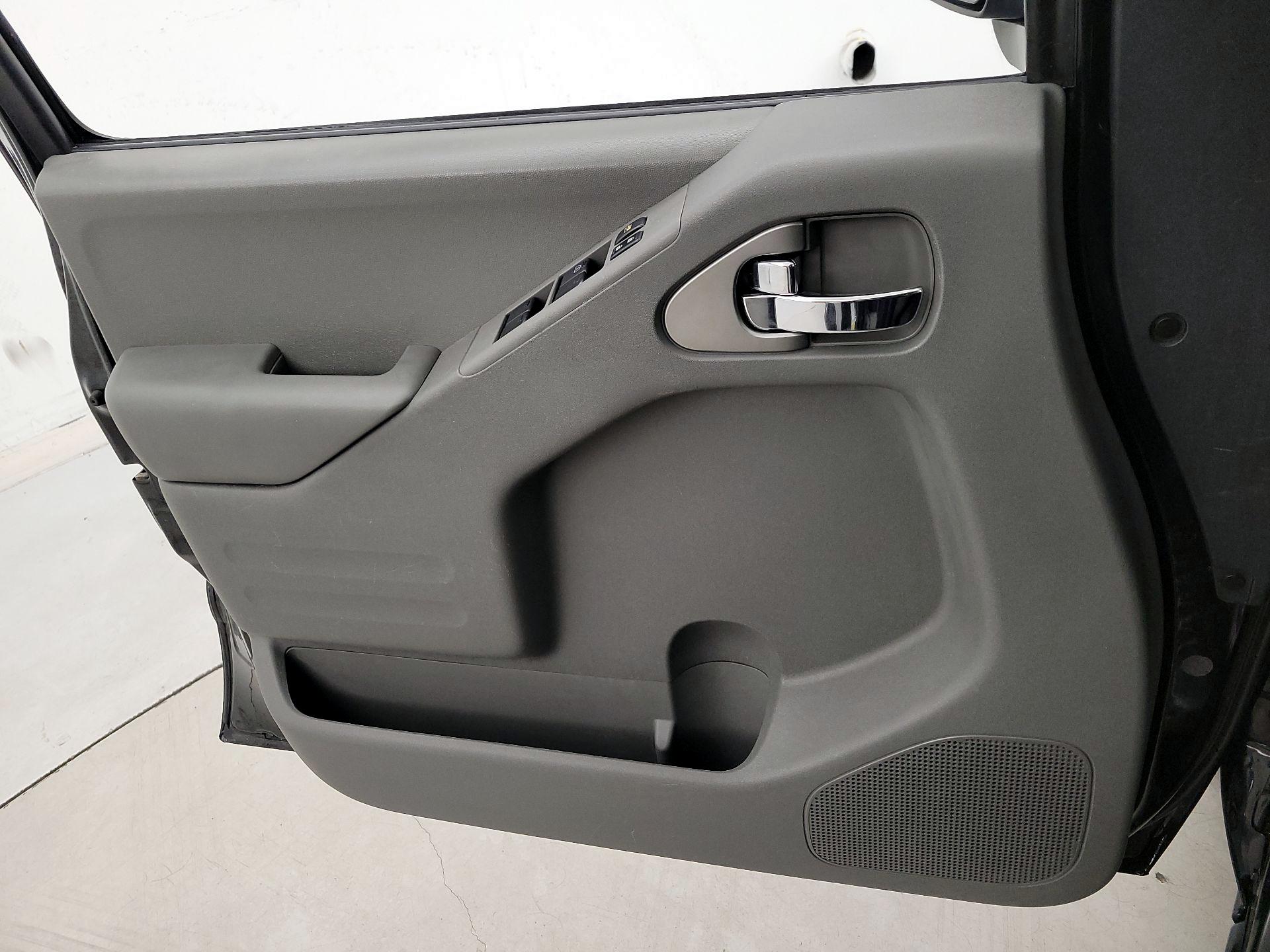 Thumbnail: 2016 Nissan Frontier - 12