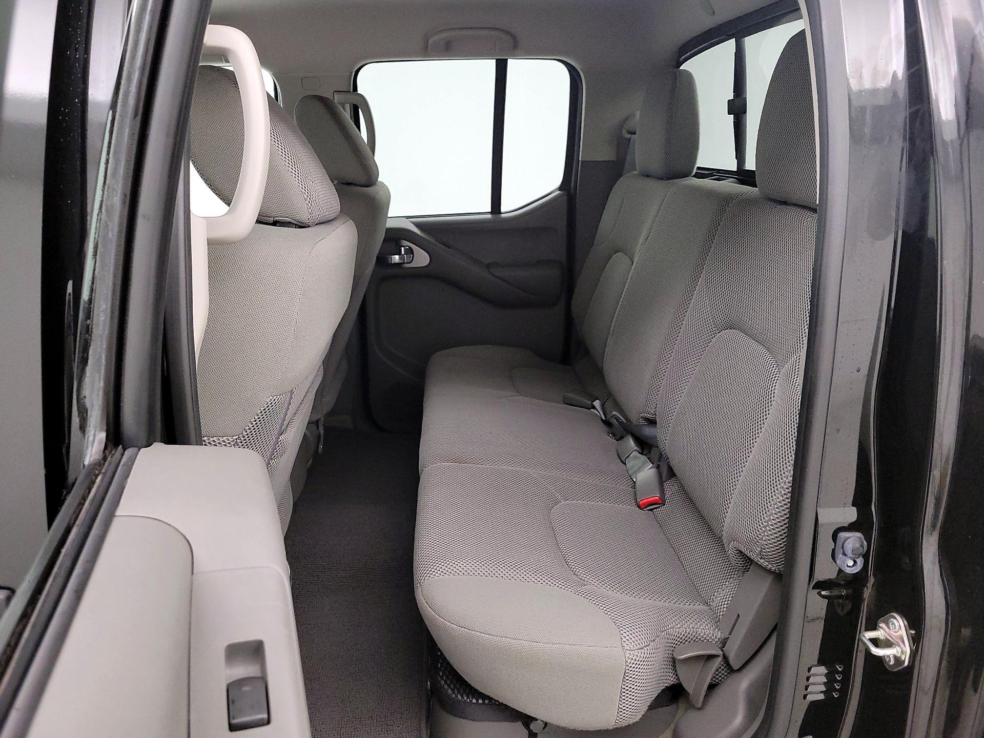 Thumbnail: 2016 Nissan Frontier - 18