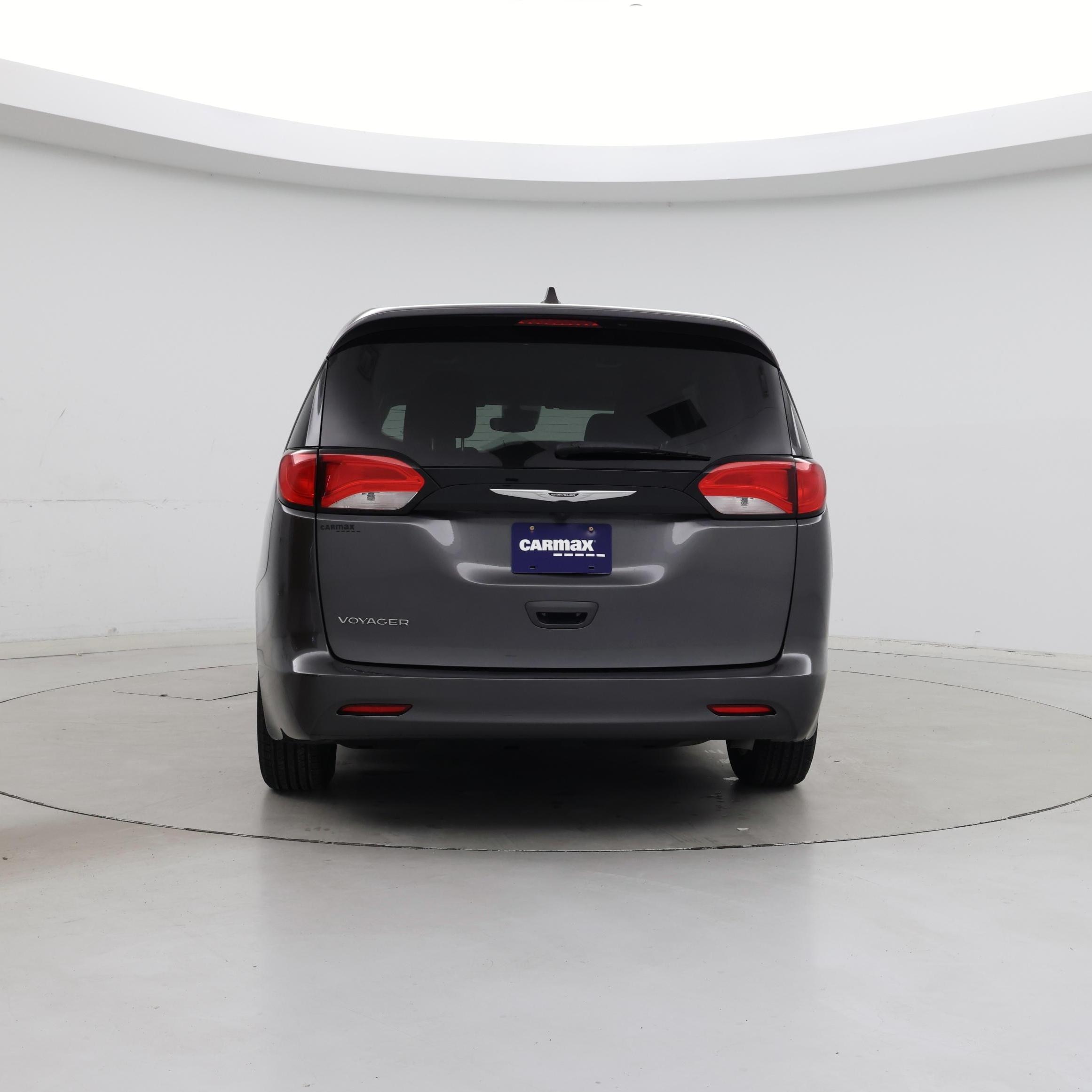 Thumbnail: 2023 Chrysler Voyager - 6