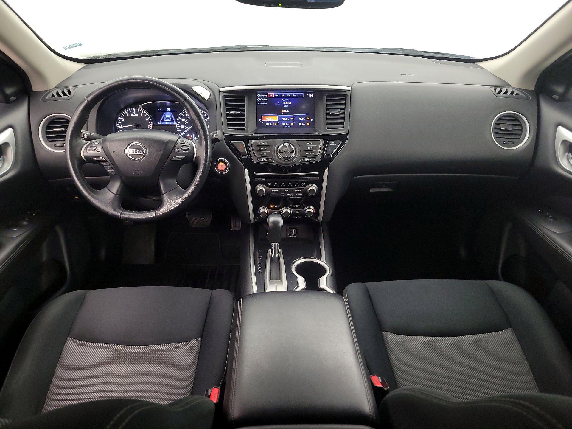 Thumbnail: 2019 Nissan Pathfinder - 9