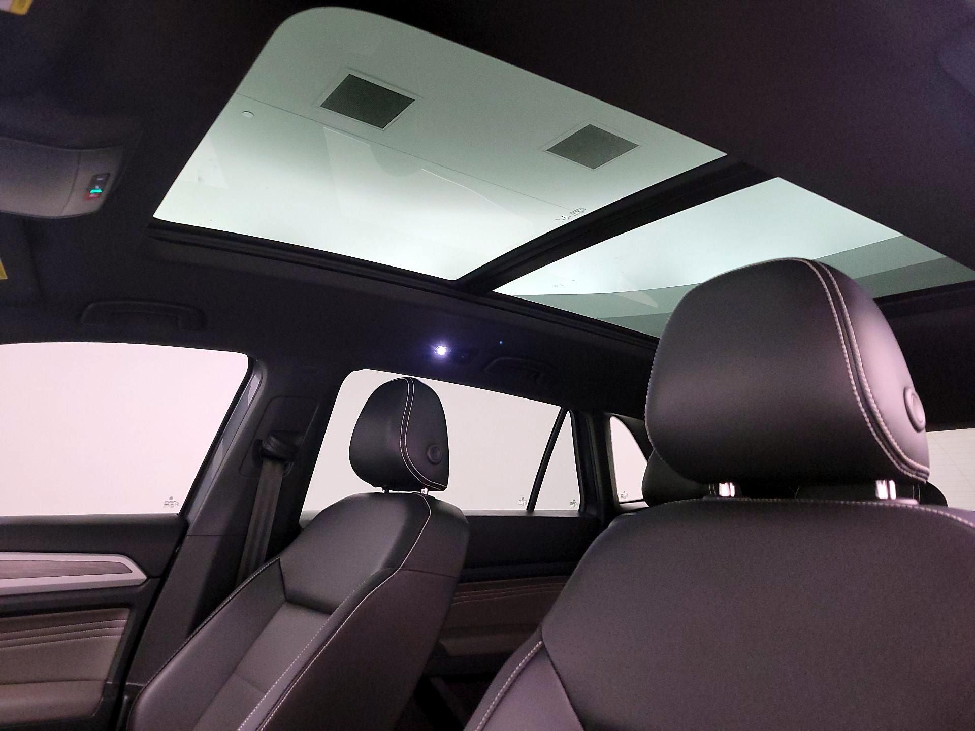 Thumbnail: 2022 Volkswagen Atlas - 19