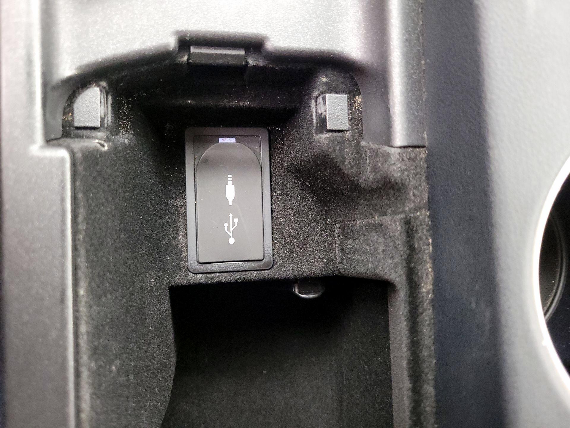 Thumbnail: 2018 Lexus IS - 18