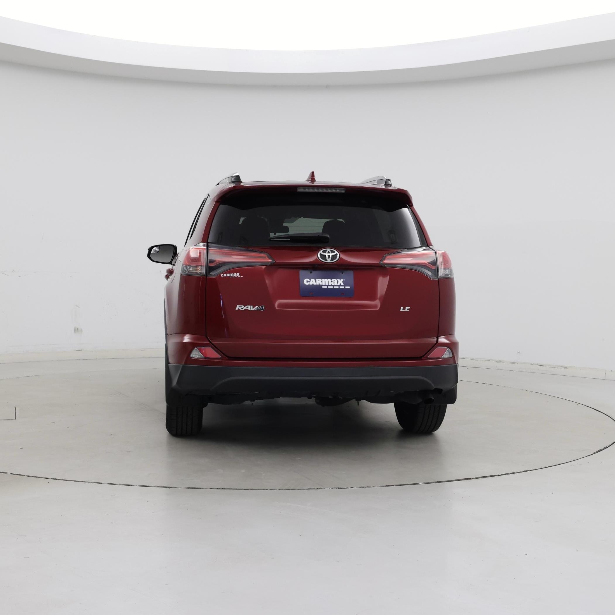 Thumbnail: 2018 Toyota RAV4 - 6