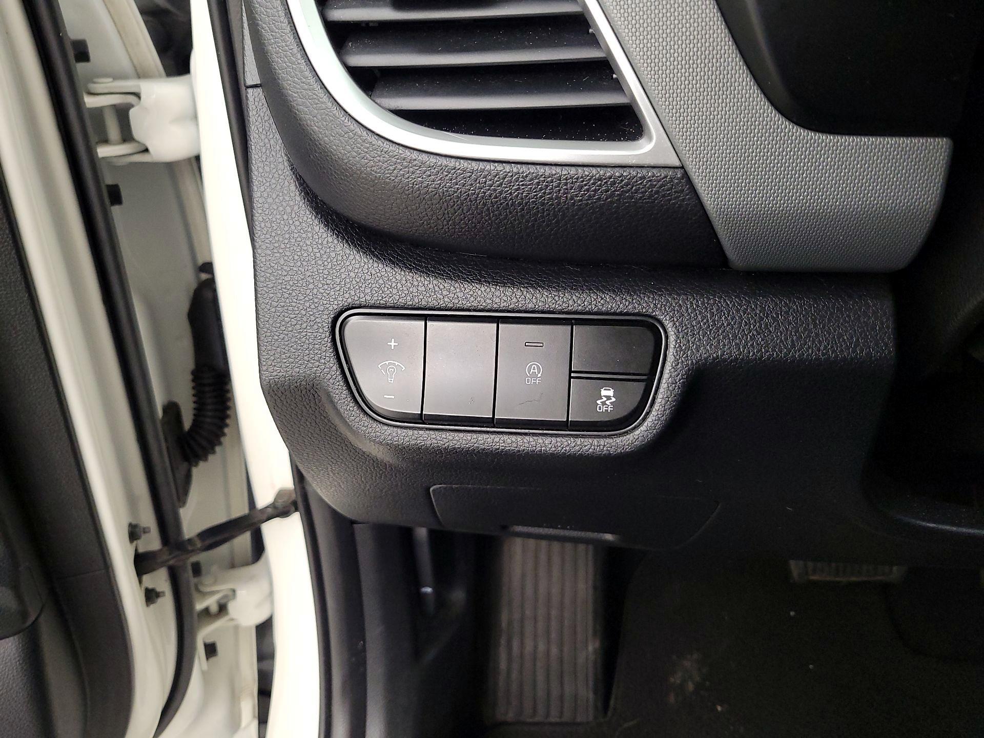 Thumbnail: 2021 Kia Seltos - 13