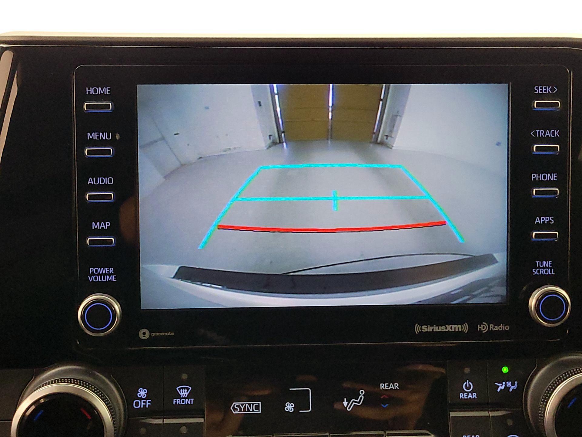 Thumbnail: 2020 Toyota Highlander - 14