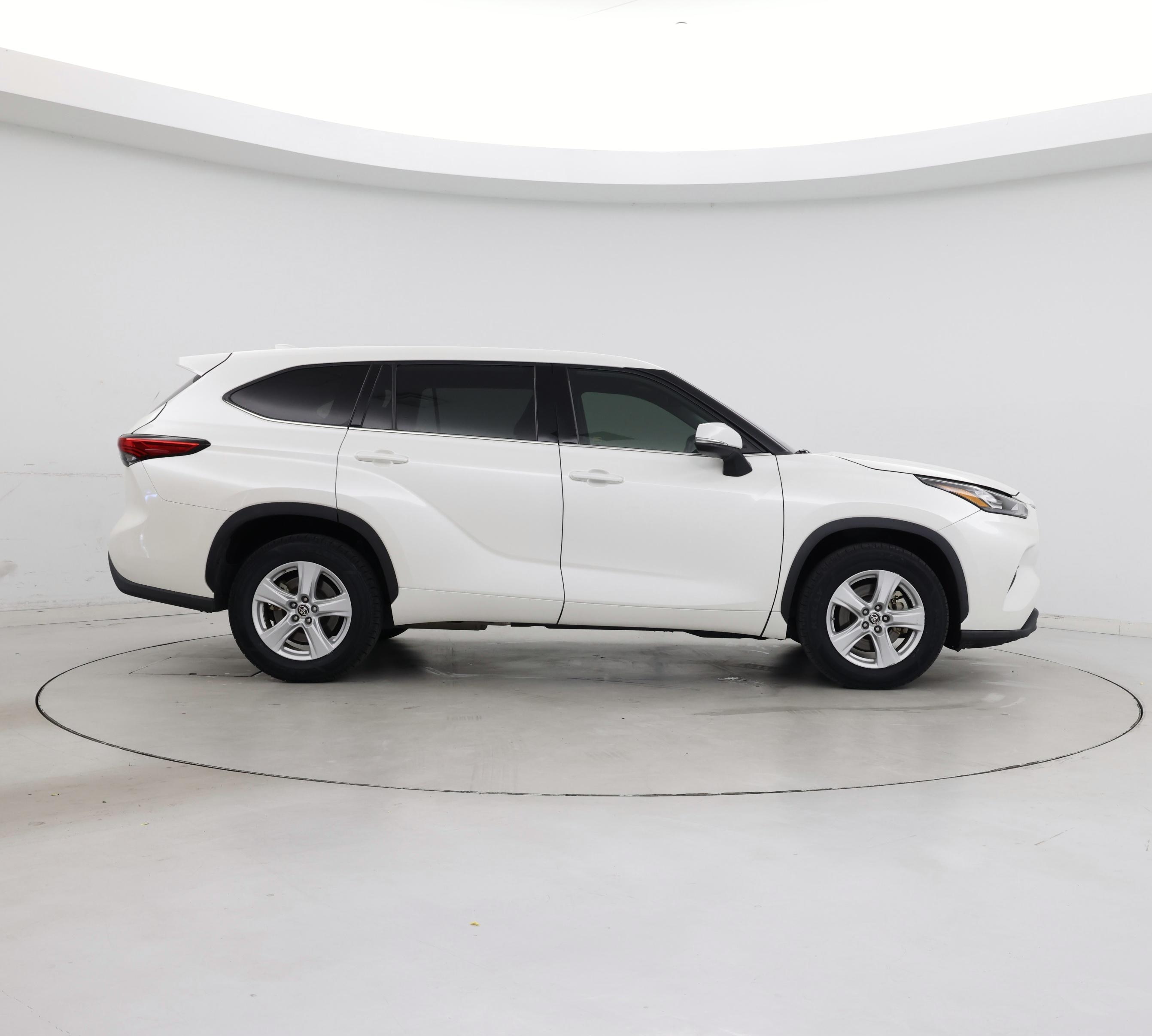 Thumbnail: 2020 Toyota Highlander - 7