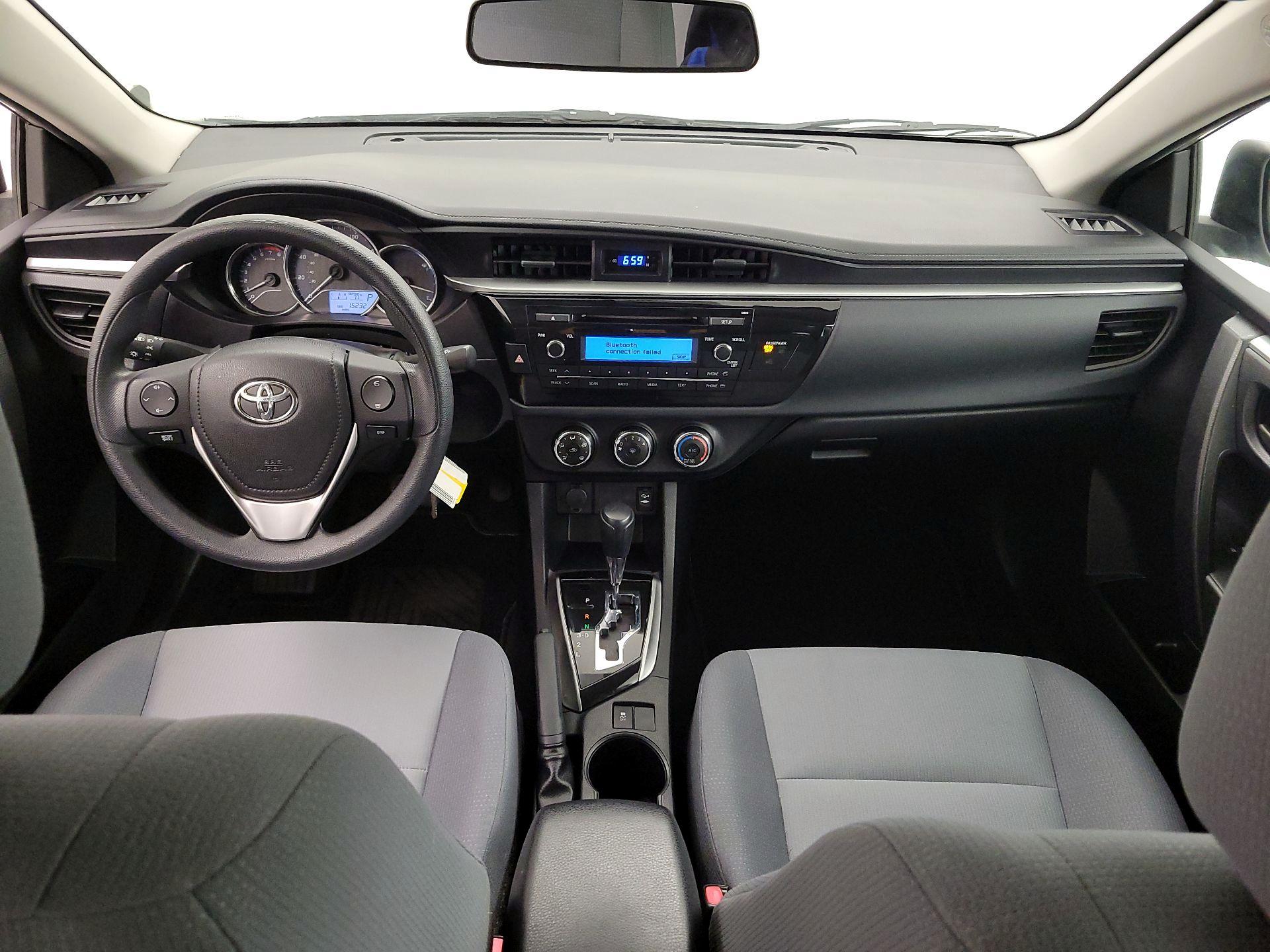 Thumbnail: 2015 Toyota Corolla - 9