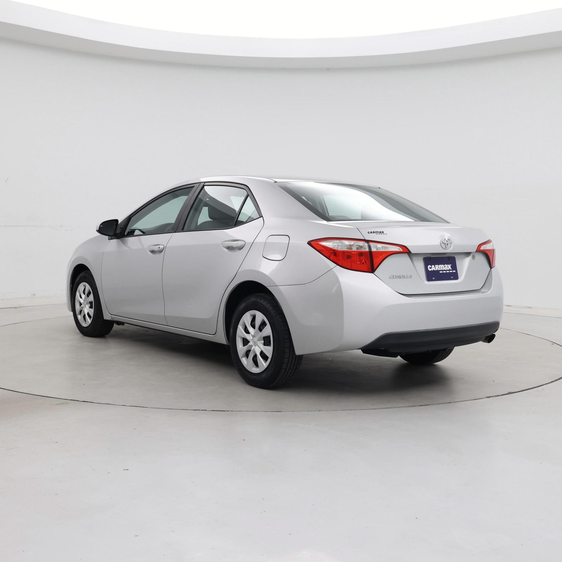 Thumbnail: 2015 Toyota Corolla - 2