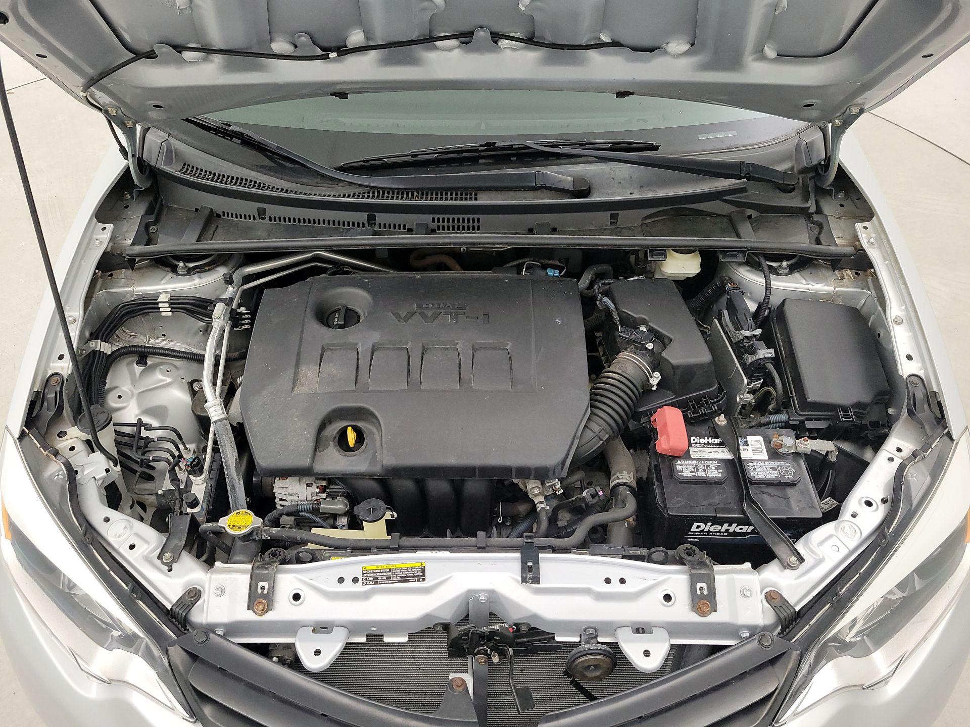 Thumbnail: 2015 Toyota Corolla - 20