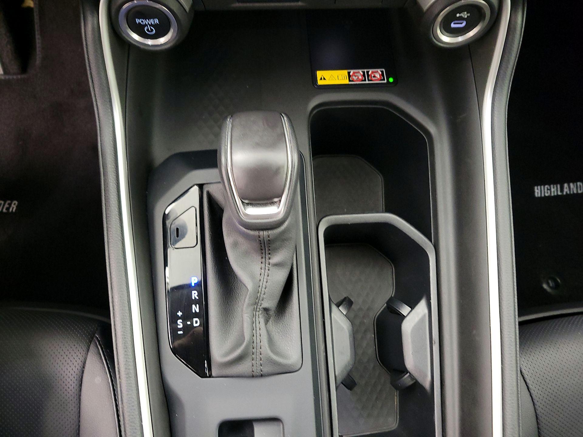 Thumbnail: 2024 Toyota Highlander - 17