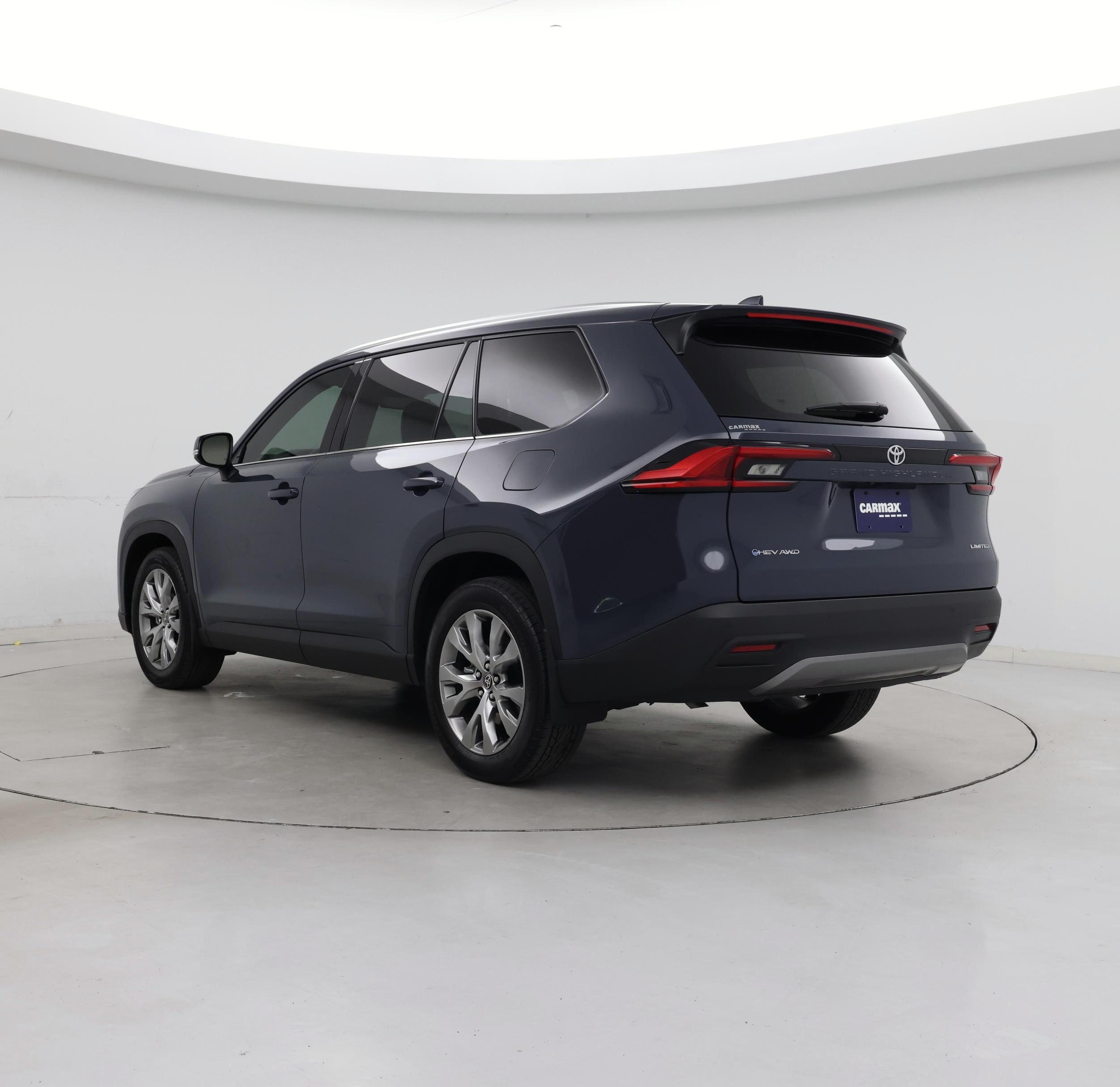 Thumbnail: 2024 Toyota Highlander - 2