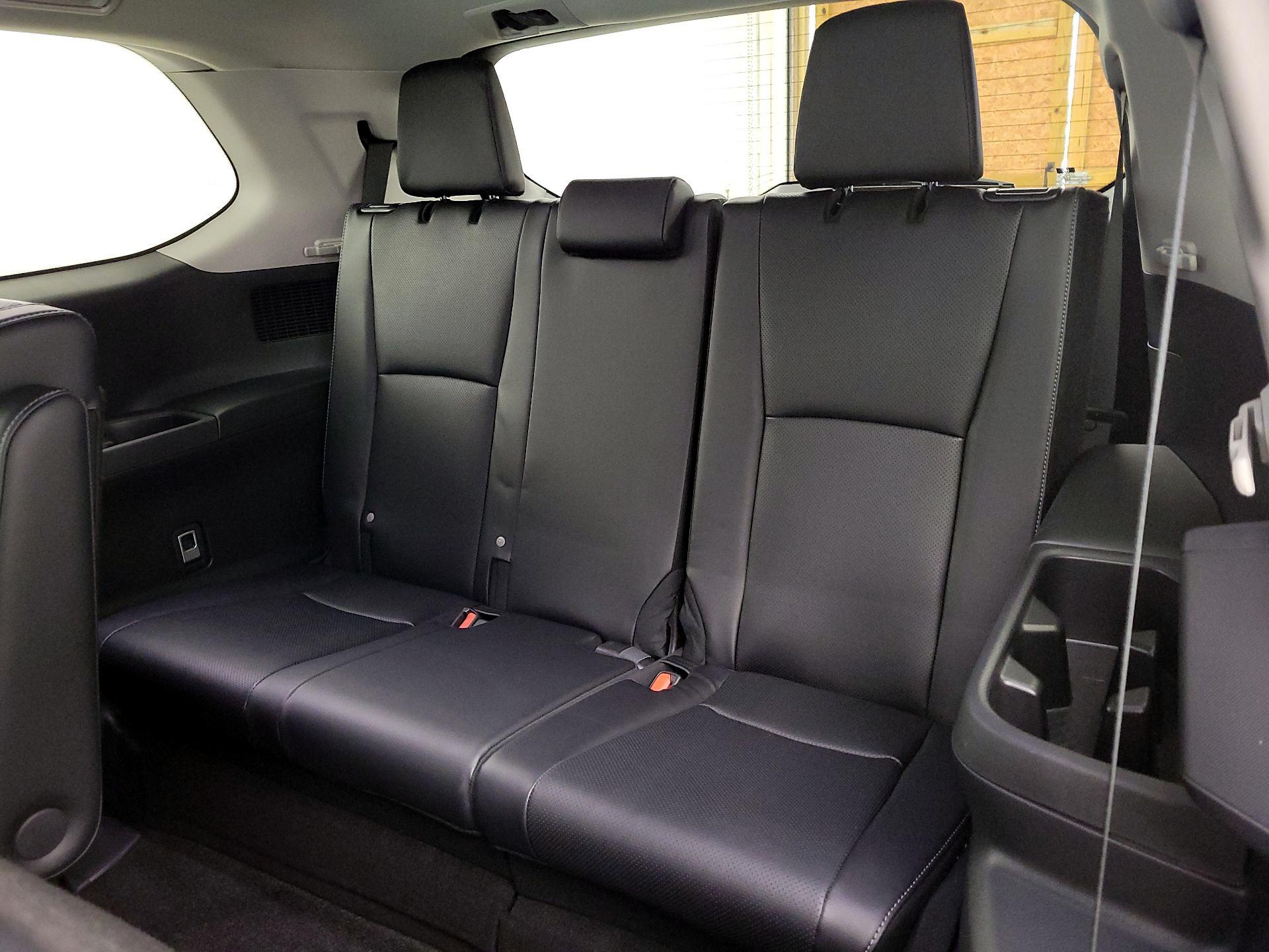 Thumbnail: 2024 Toyota Highlander - 20