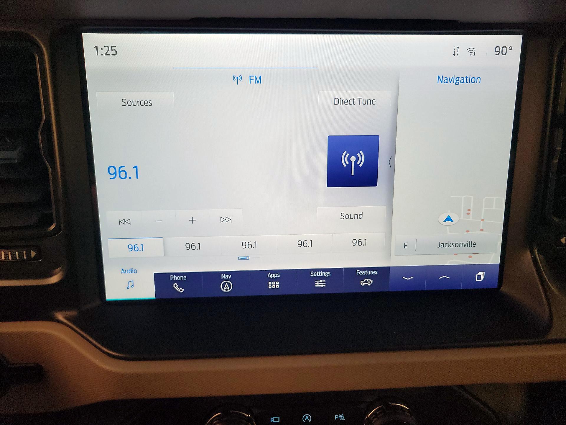 Thumbnail: 2023 Ford Bronco - 15