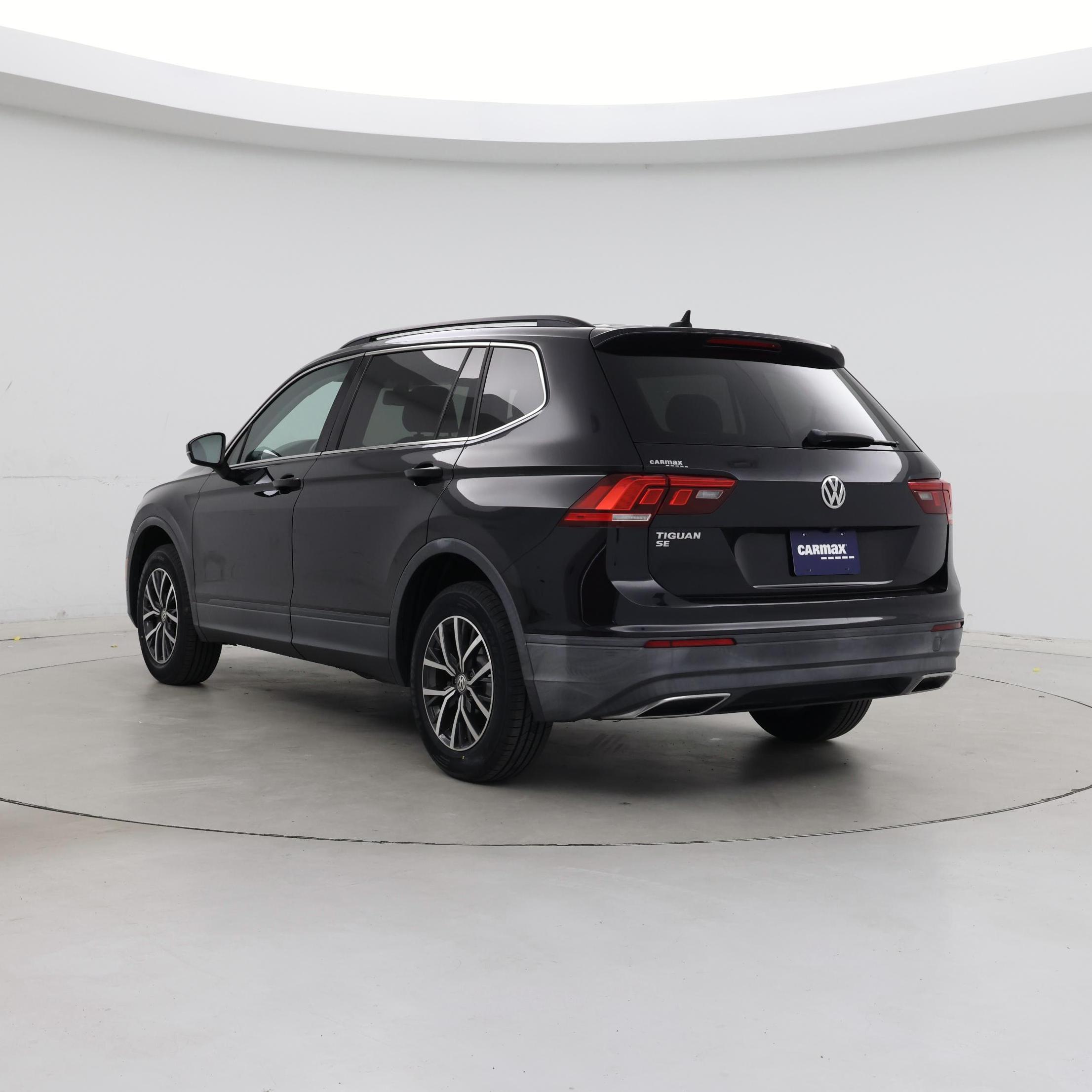 Thumbnail: 2019 Volkswagen Tiguan - 2