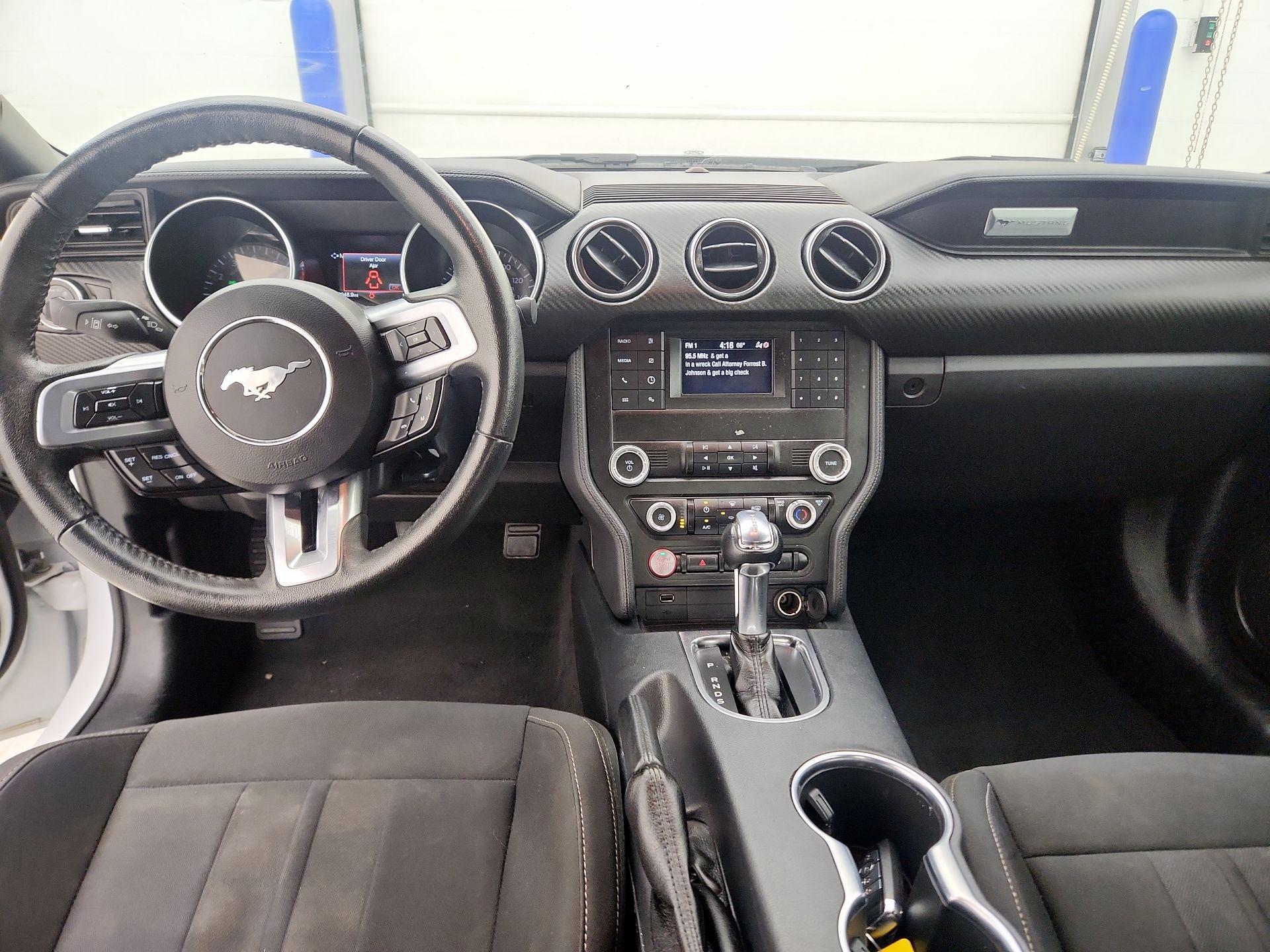 Thumbnail: 2022 Ford Mustang - 9