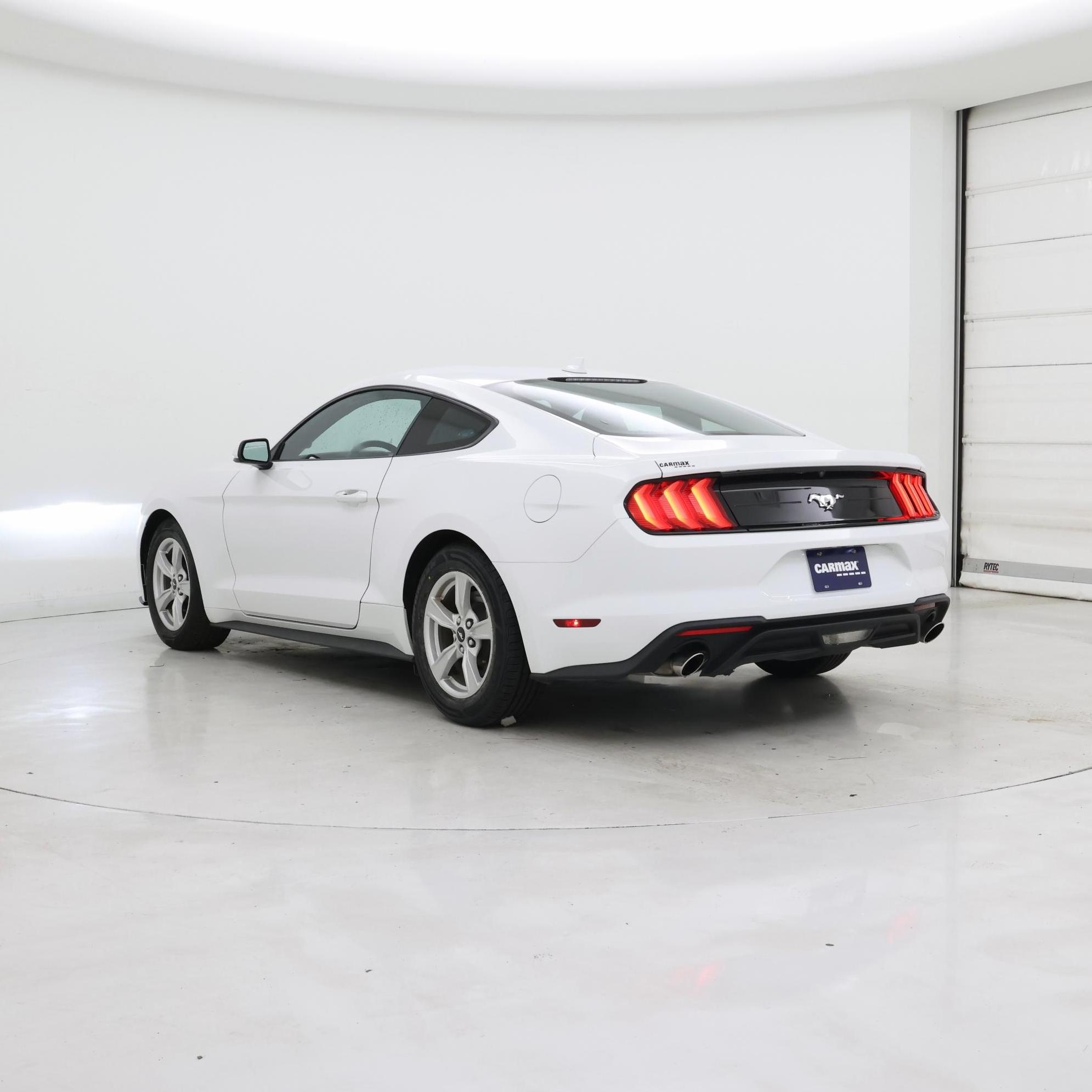 Thumbnail: 2022 Ford Mustang - 2