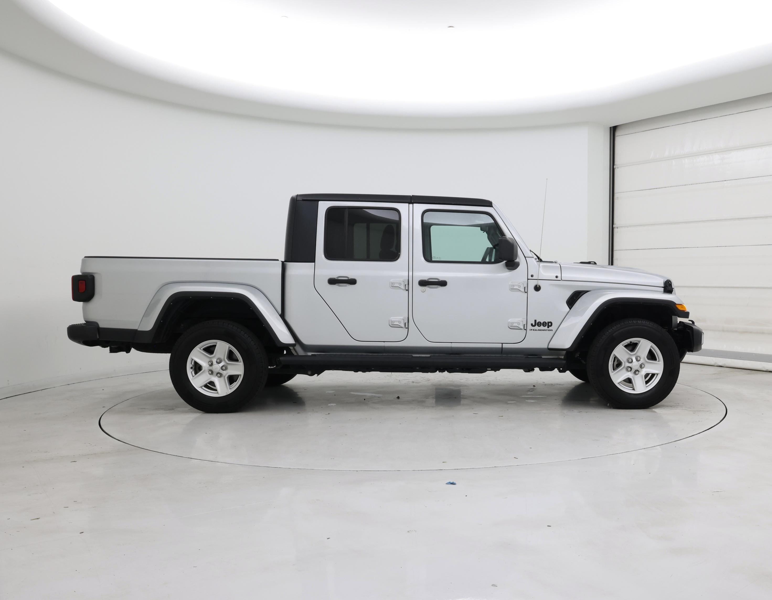 Thumbnail: 2023 Jeep Gladiator - 7
