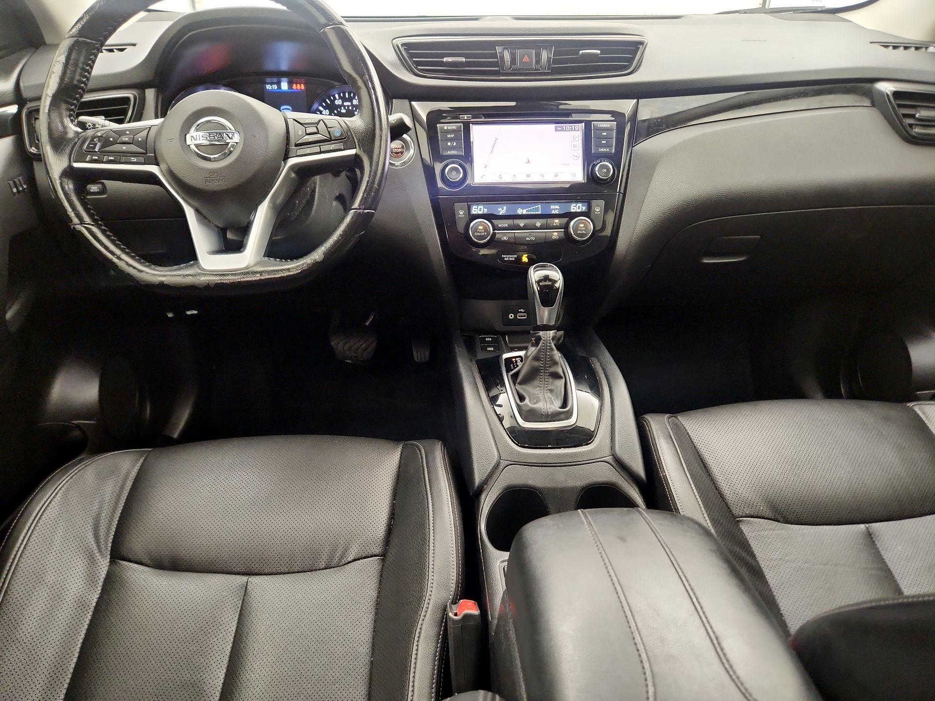 Thumbnail: 2022 Nissan Rogue Sport - 9