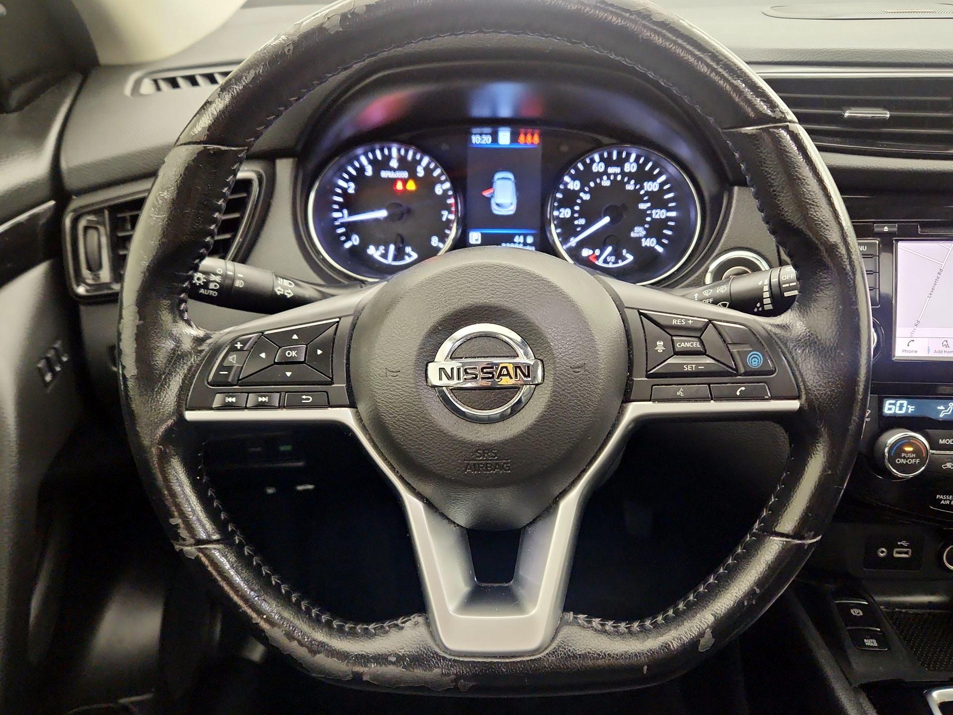 Thumbnail: 2022 Nissan Rogue Sport - 10