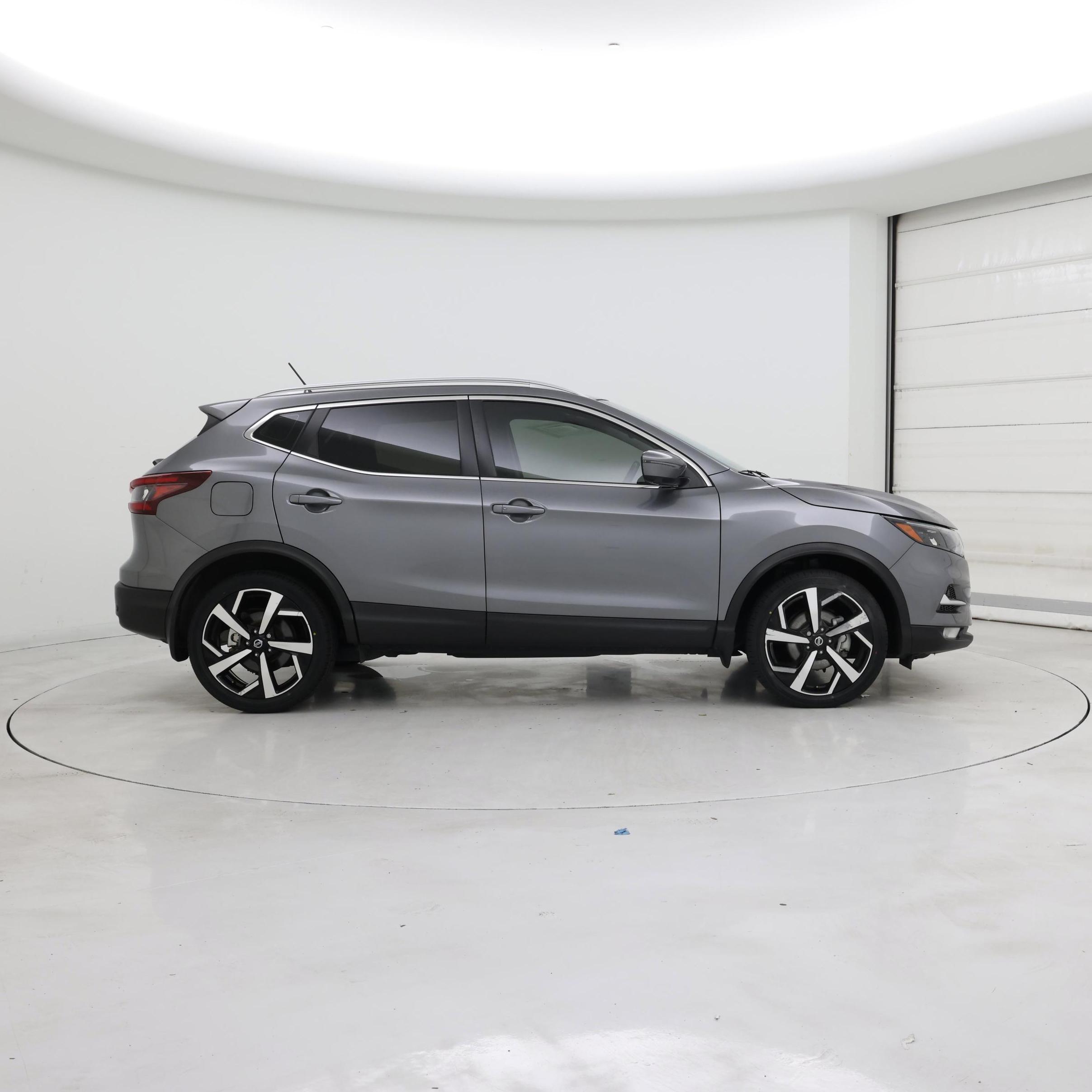Thumbnail: 2022 Nissan Rogue Sport - 7