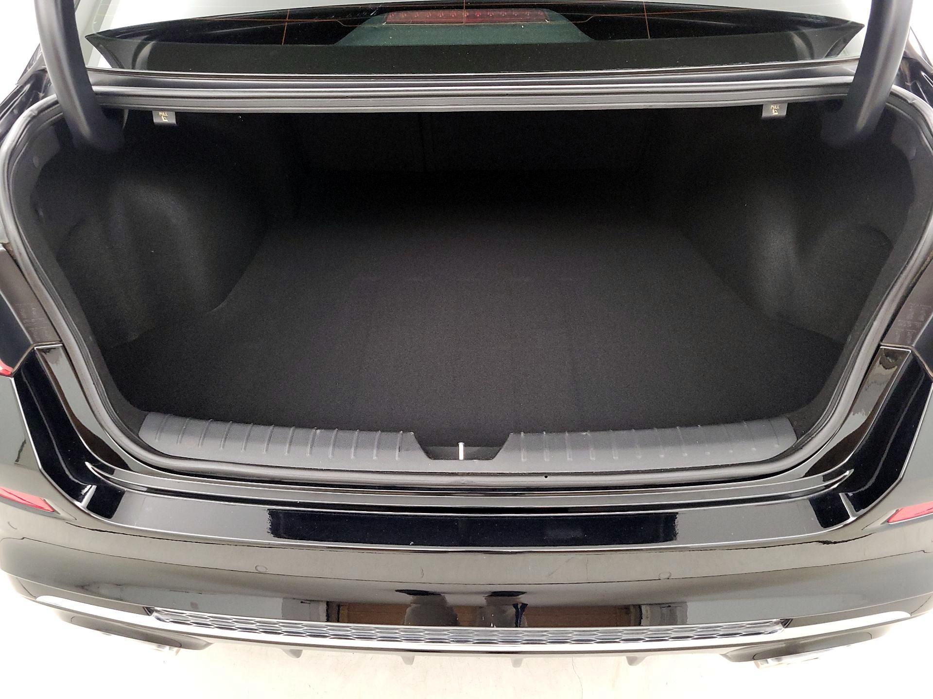 Thumbnail: 2019 Kia Optima - 20