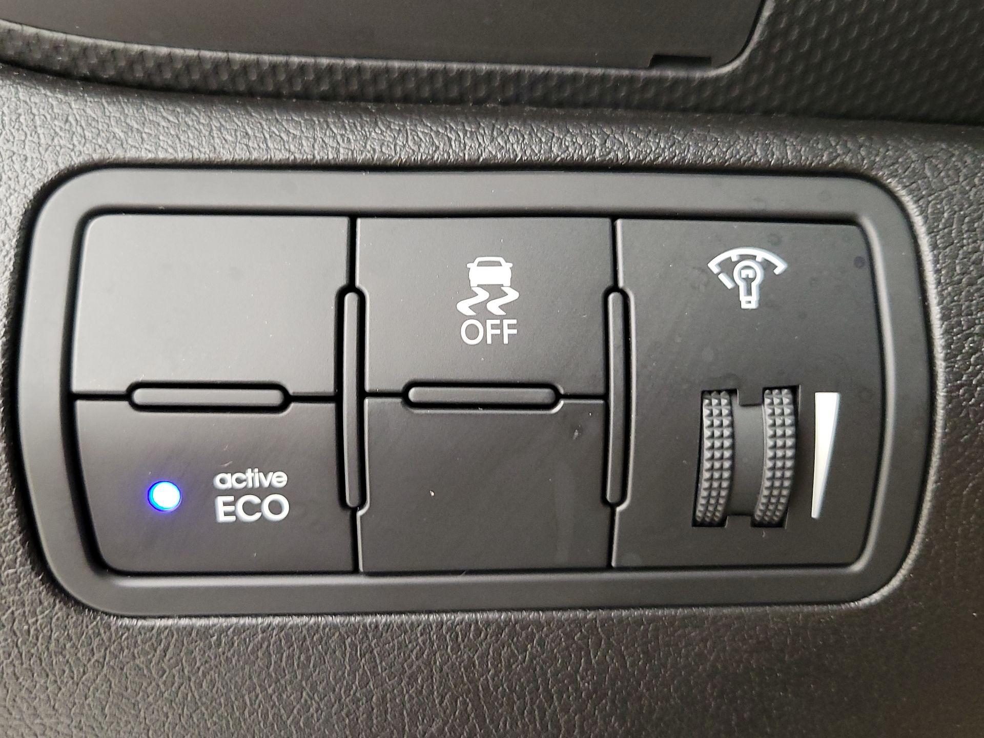 Thumbnail: 2016 Hyundai Accent - 13