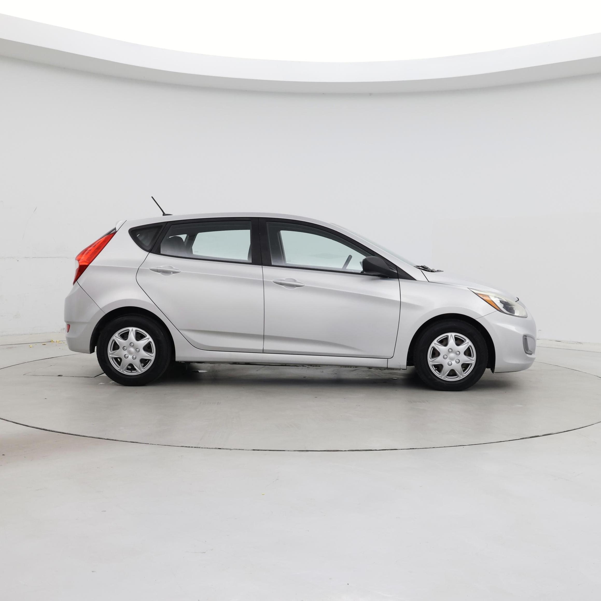 Thumbnail: 2016 Hyundai Accent - 7