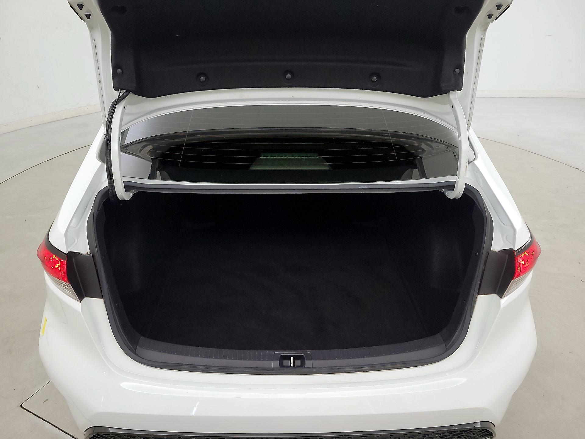 Thumbnail: 2020 Toyota Corolla - 20