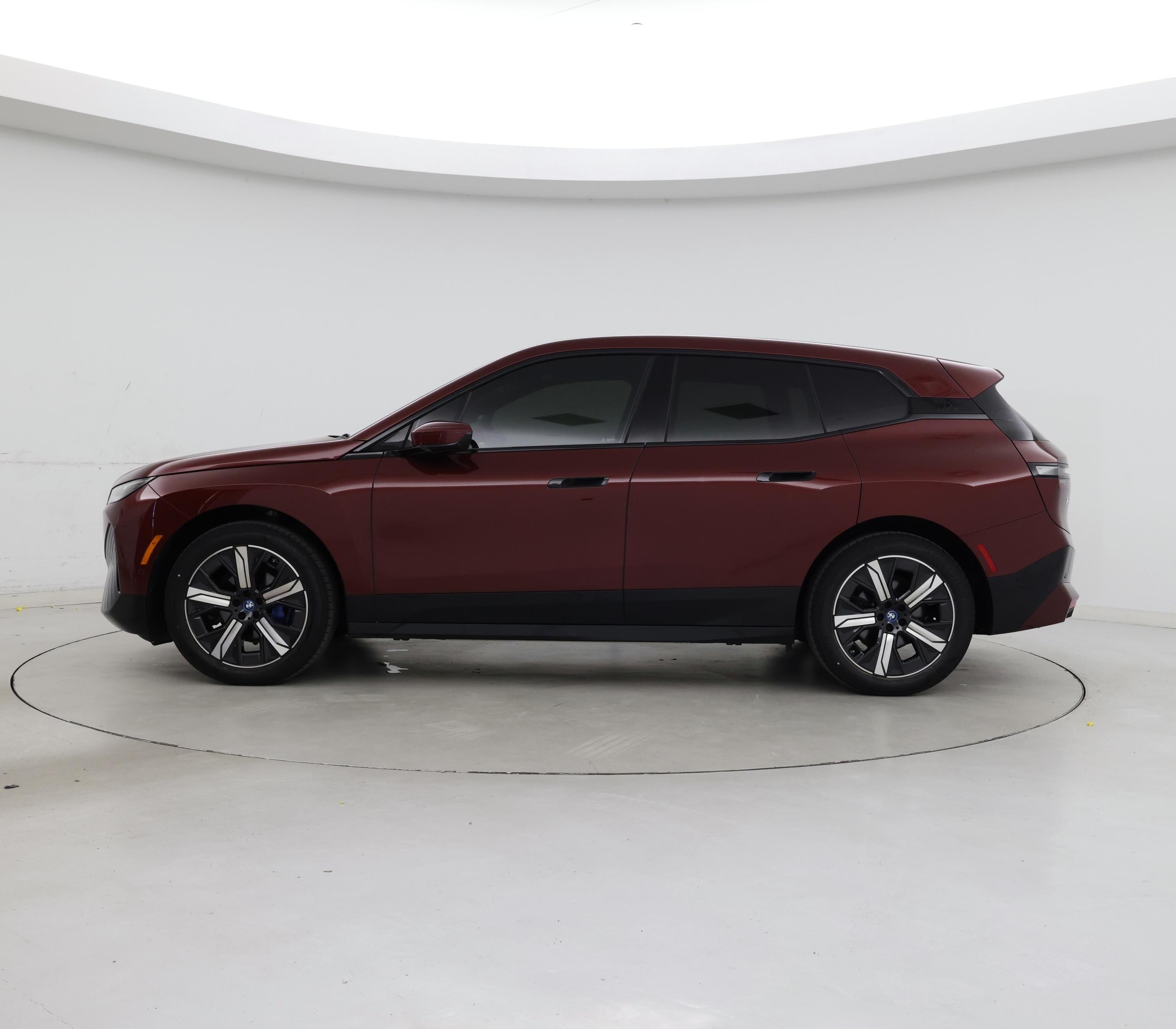 Thumbnail: 2022 BMW iX - 3