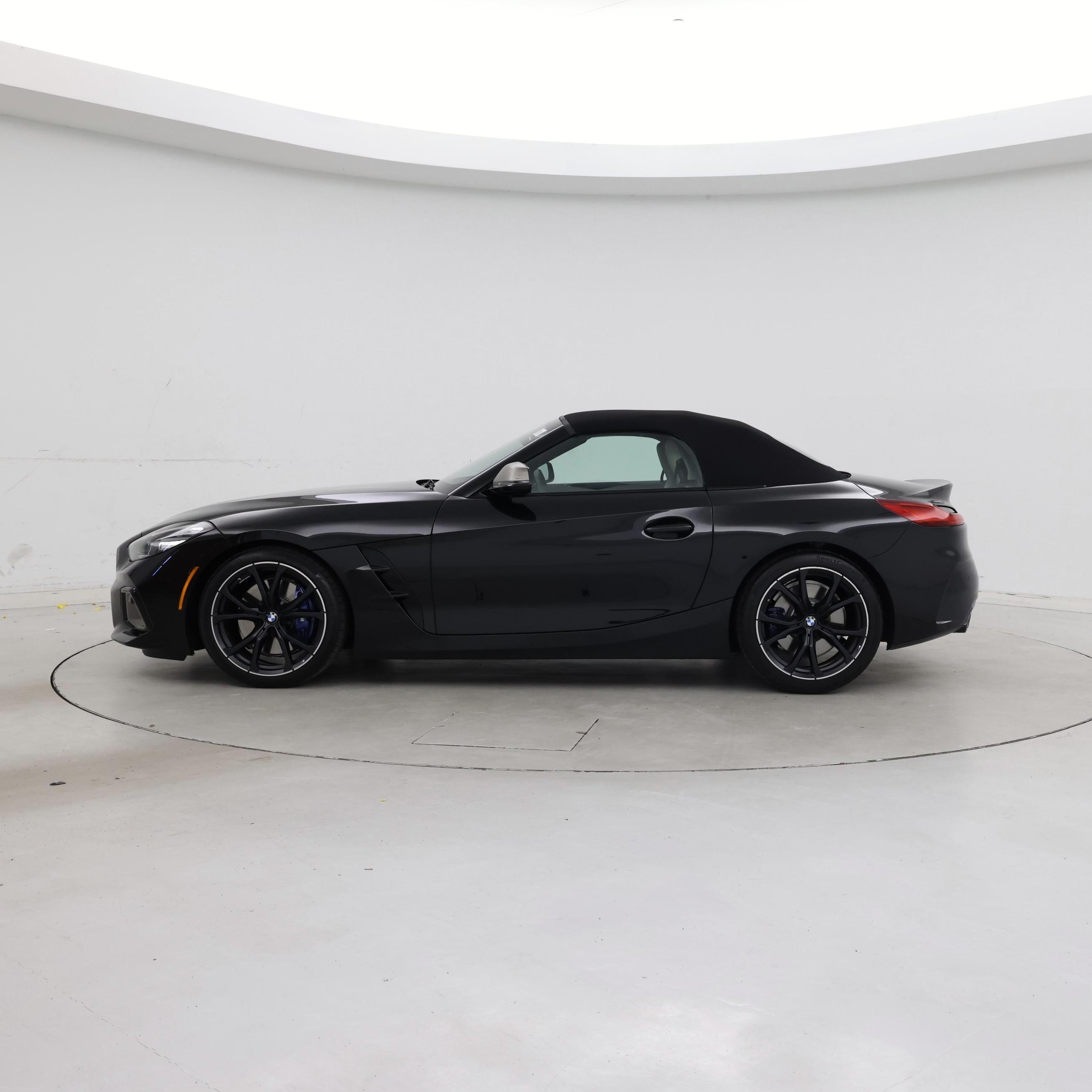 Thumbnail: 2025 BMW Z4 - 3