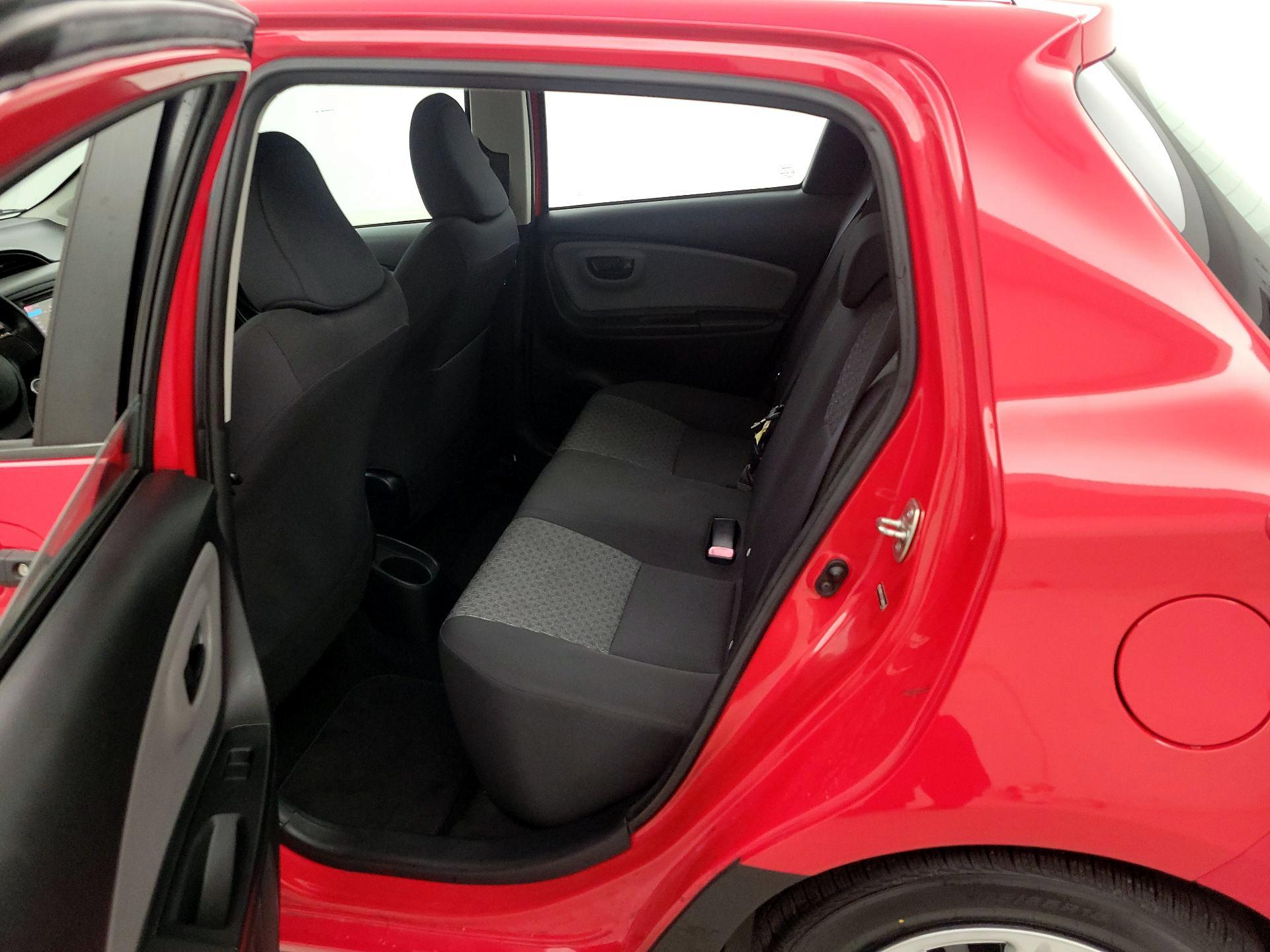 Thumbnail: 2016 Toyota Yaris - 18