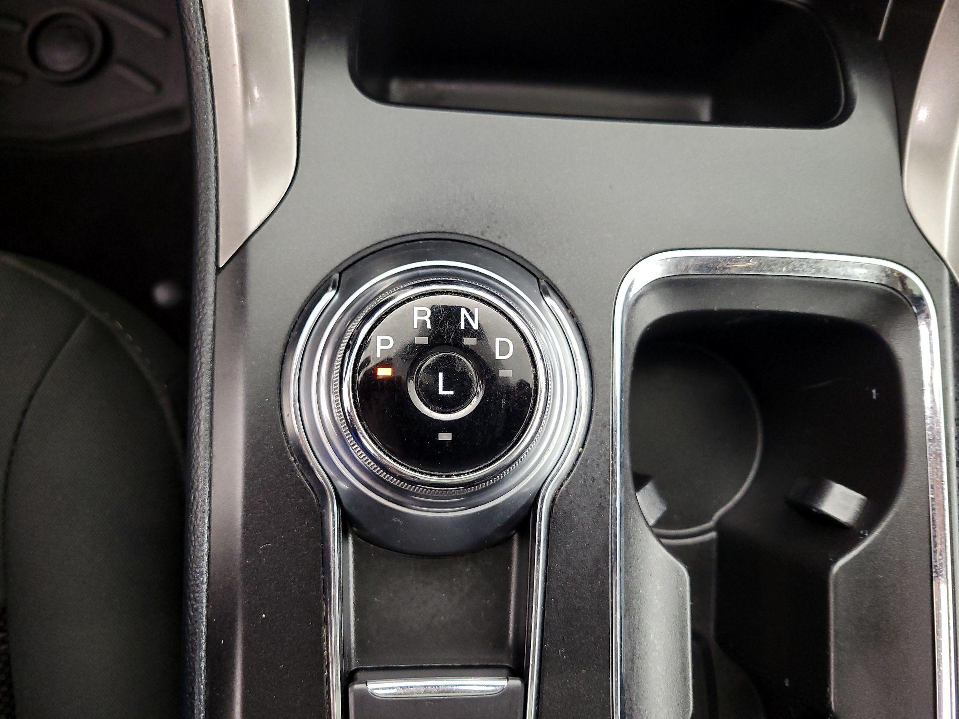 Thumbnail: 2019 Ford Fusion - 18